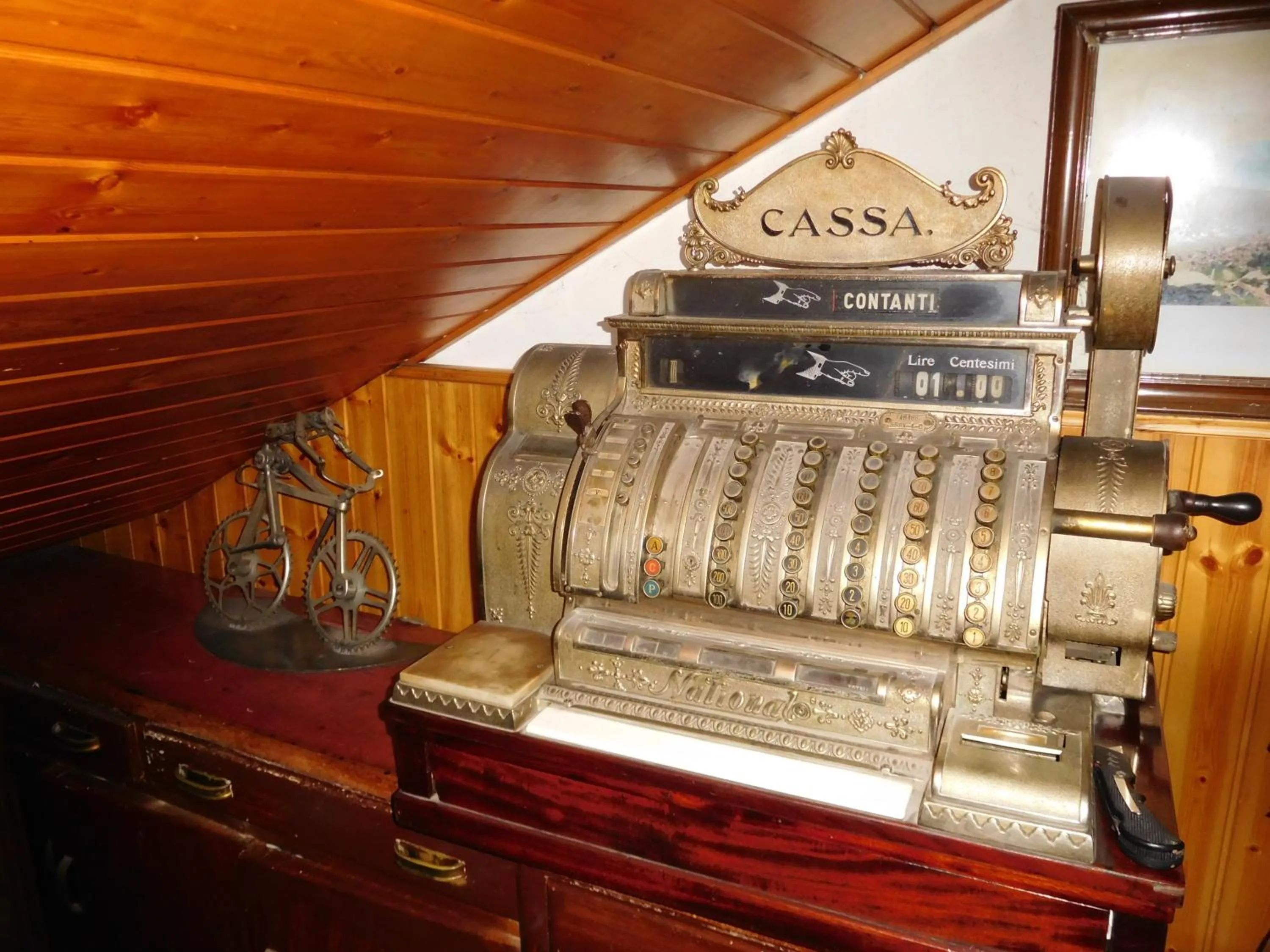 Decorative detail in Antico Albergo Sant'Antonio