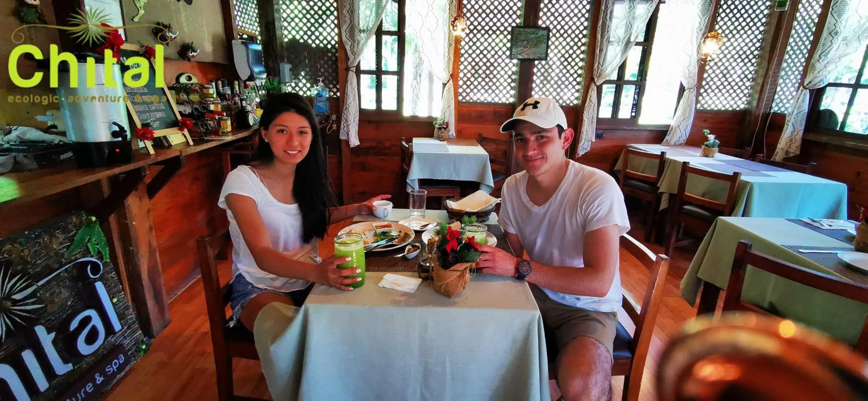 Food and drinks in Hotel El Chital