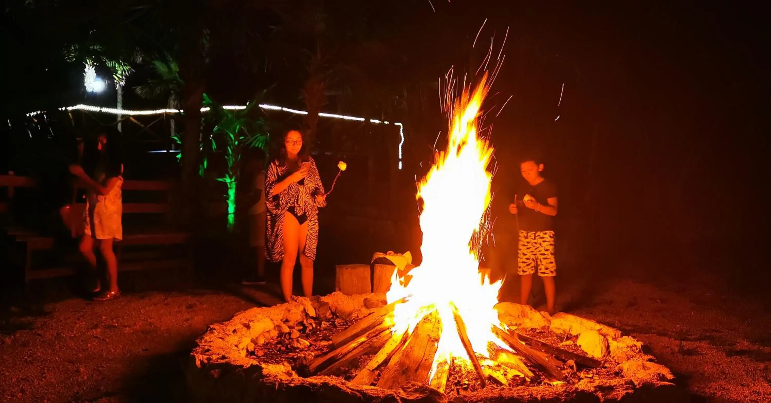 Evening entertainment in Hotel El Chital