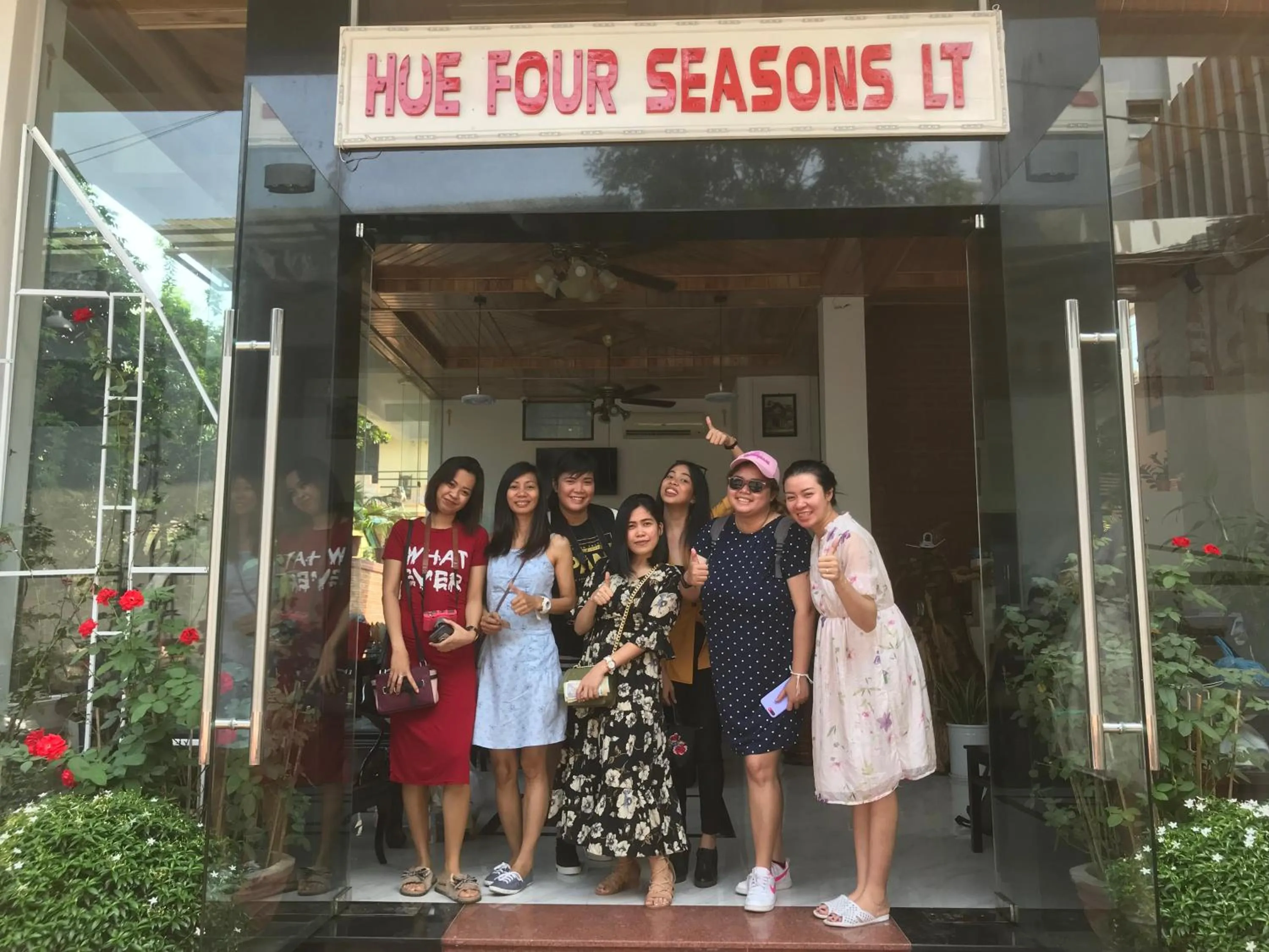 People in Hue Four Seasons Hotel