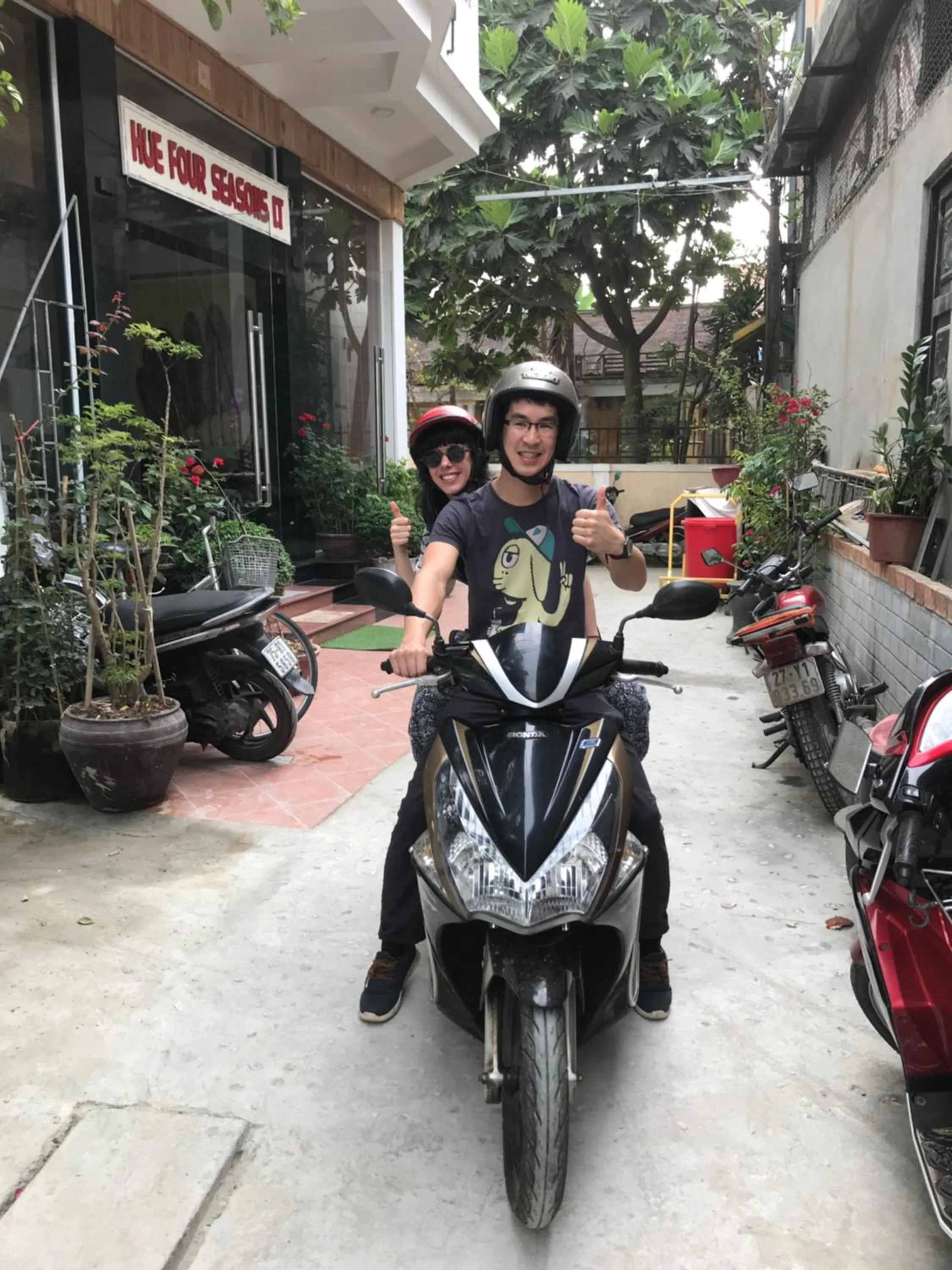 People in Hue Four Seasons Hotel