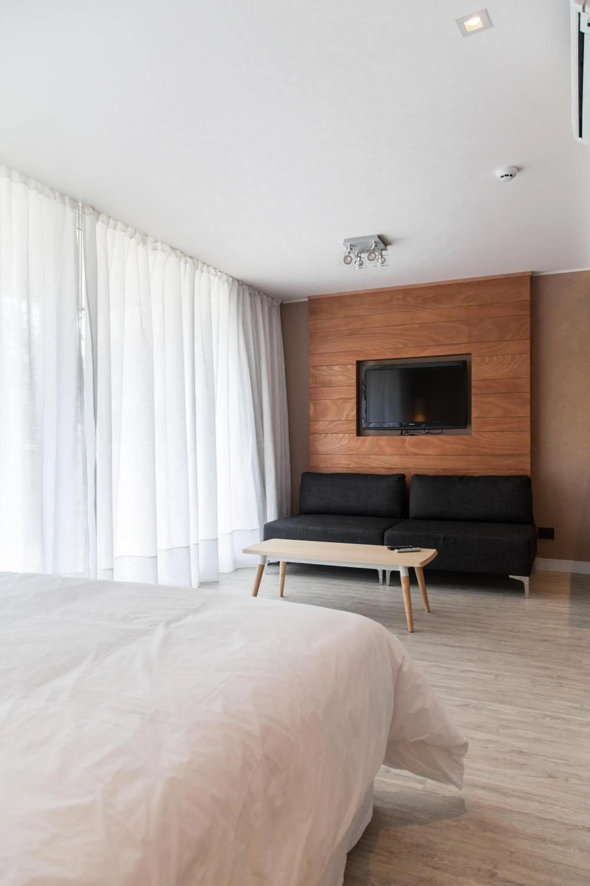 Seating area, Bed in 2122 Hotel Art Design