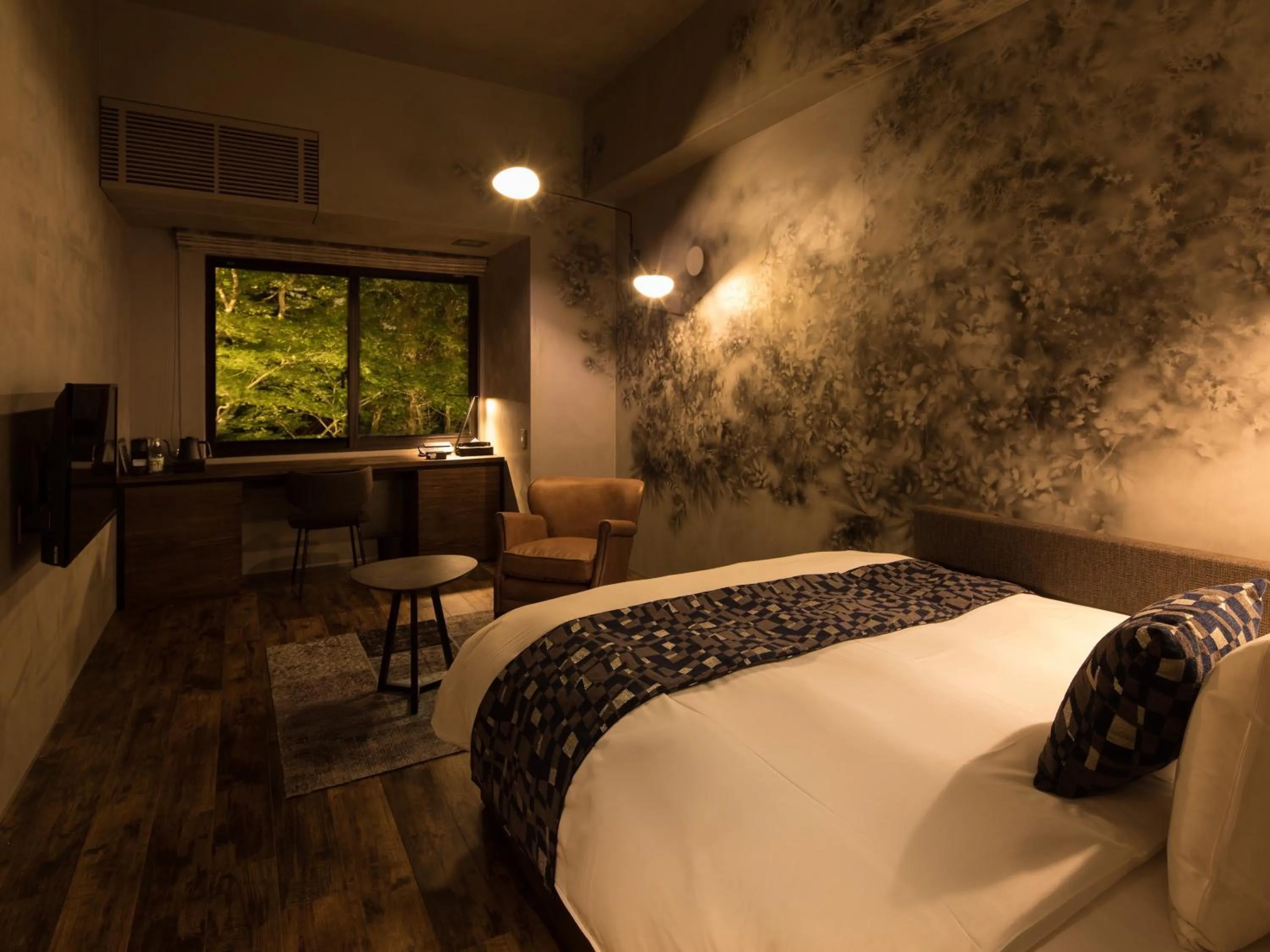 Bed in barhotel Hakone Kazan