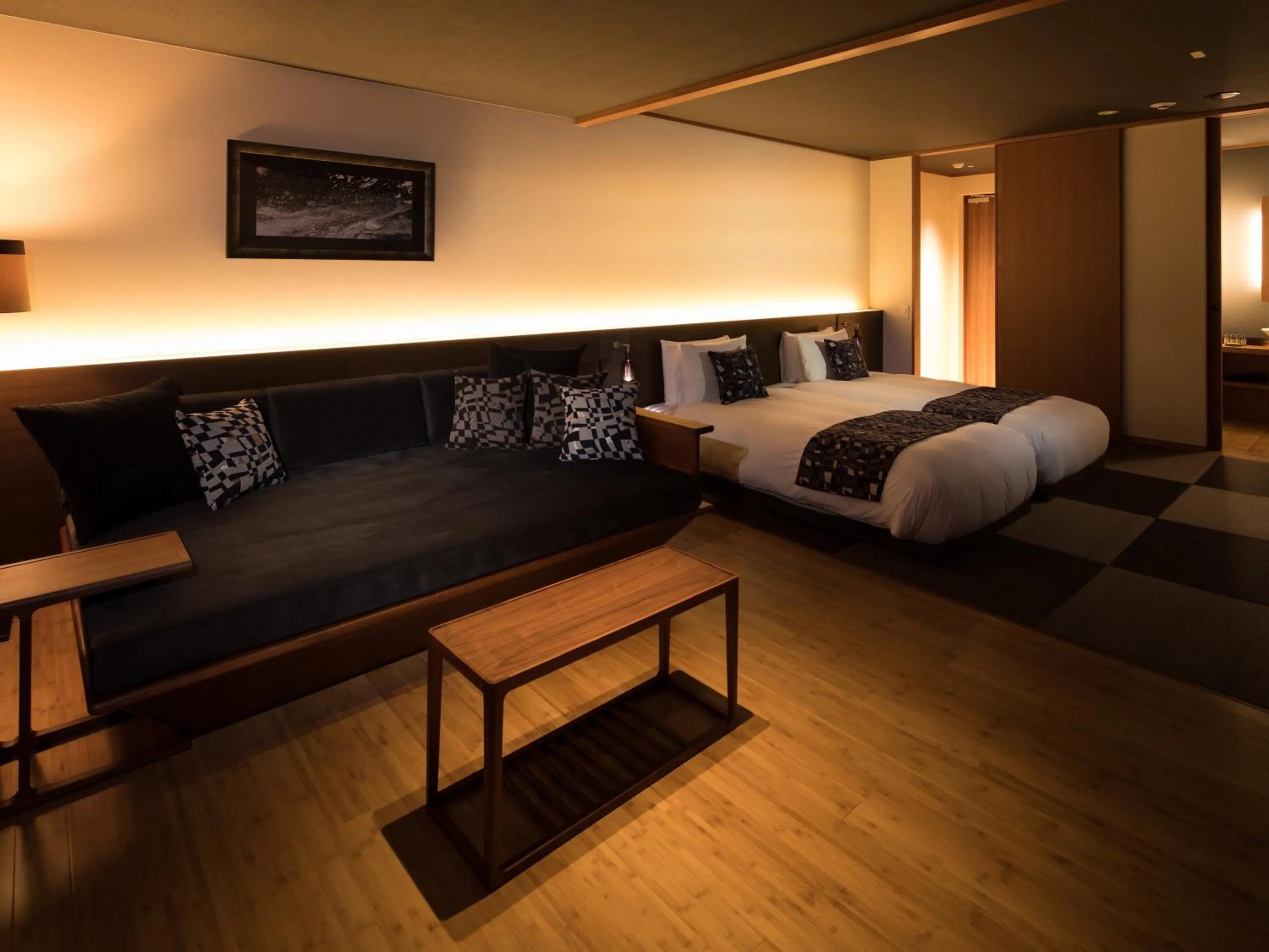 Bed in barhotel Hakone Kazan