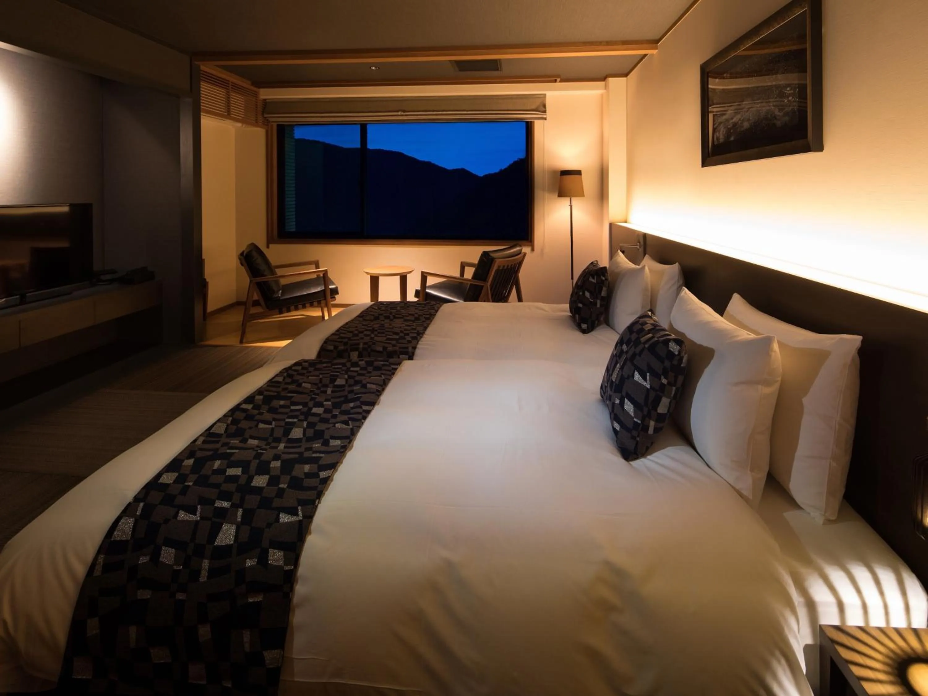 Bed in barhotel Hakone Kazan