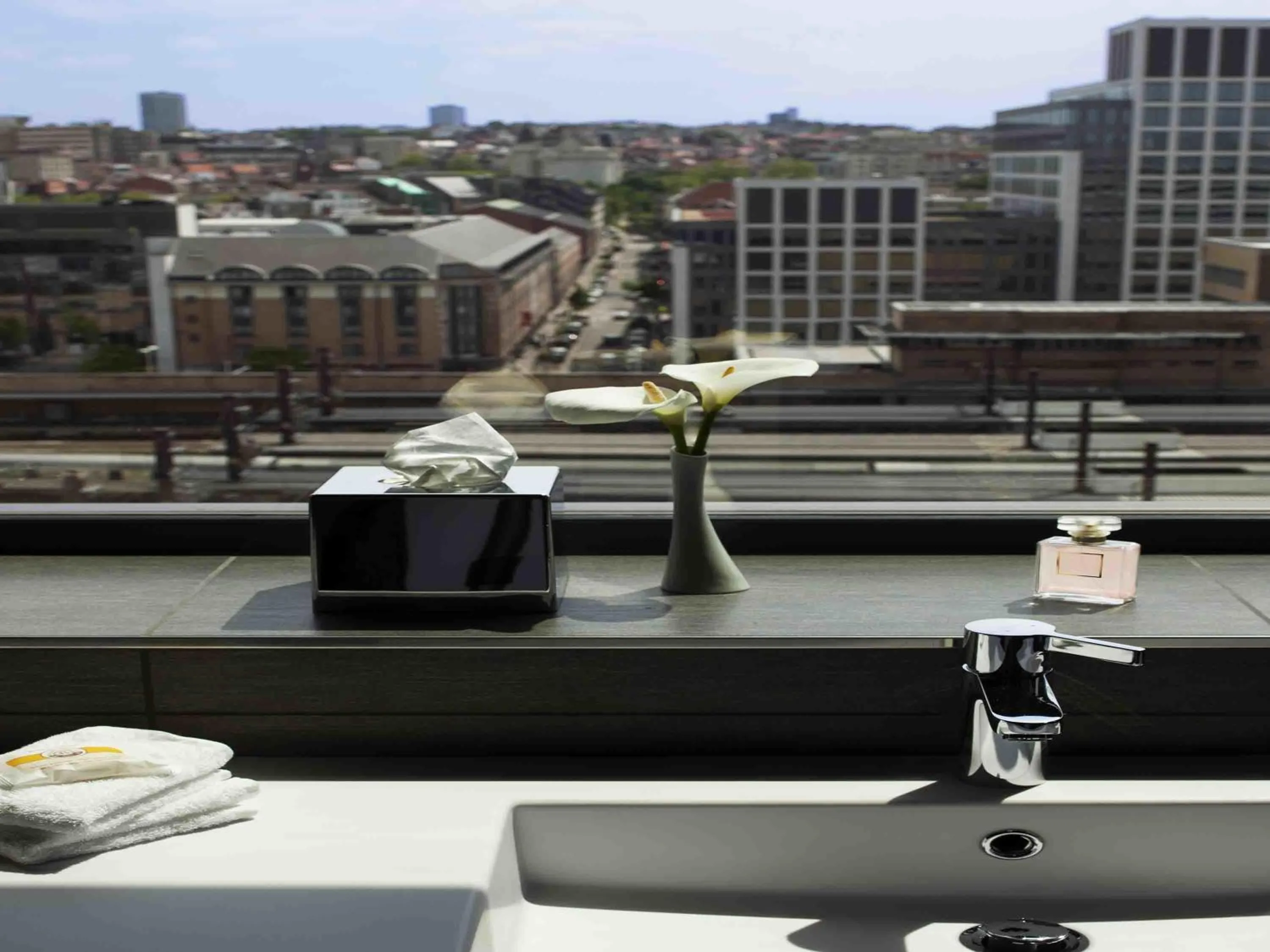 Bedroom in Pullman Brussels Centre Midi