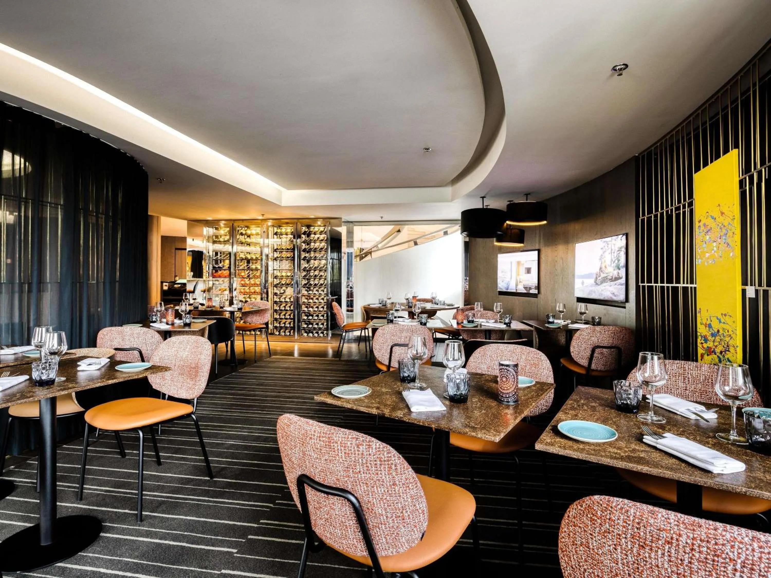 Lounge or bar in Pullman Brussels Centre Midi