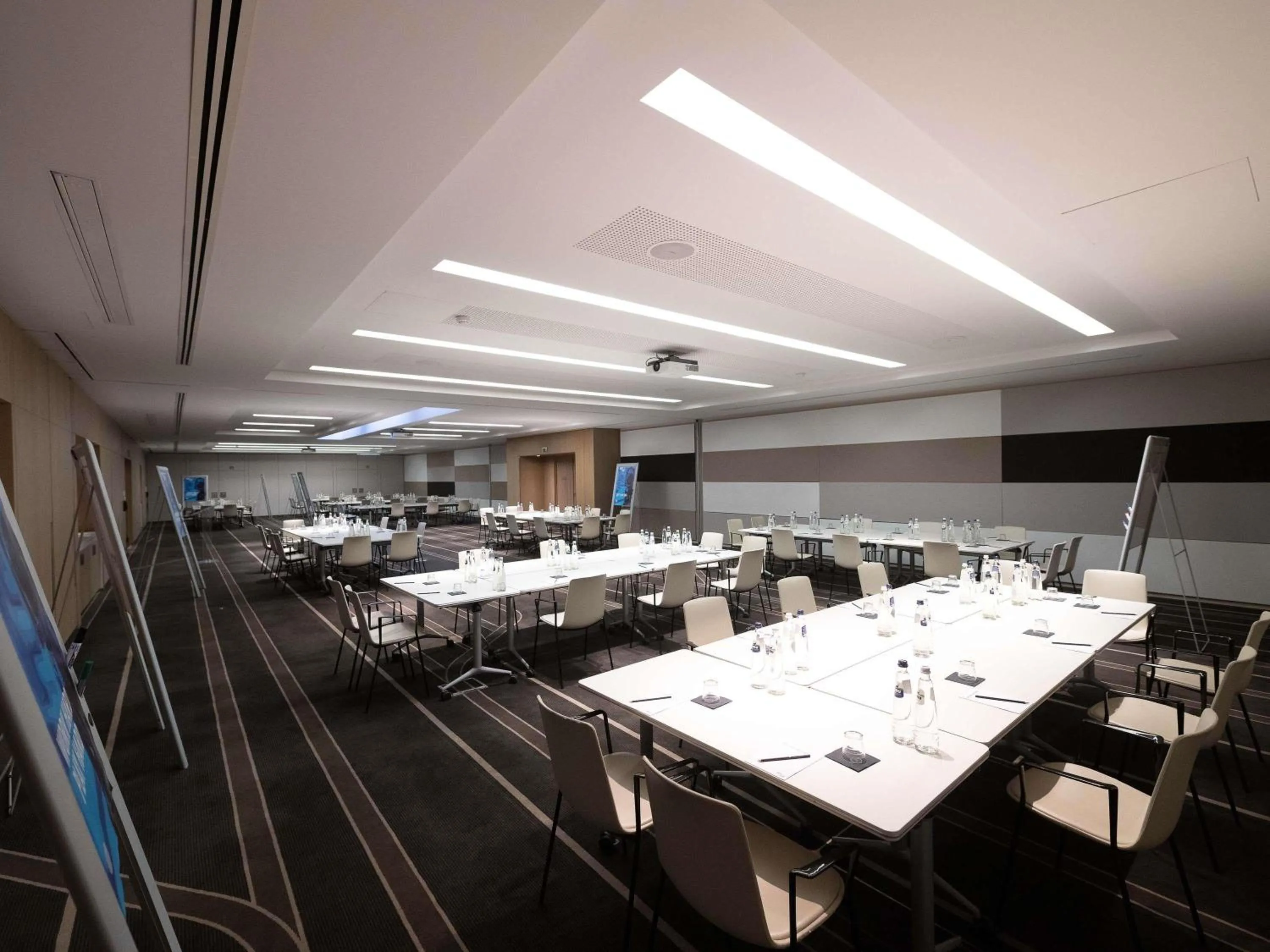 Meeting/conference room in Pullman Brussels Centre Midi