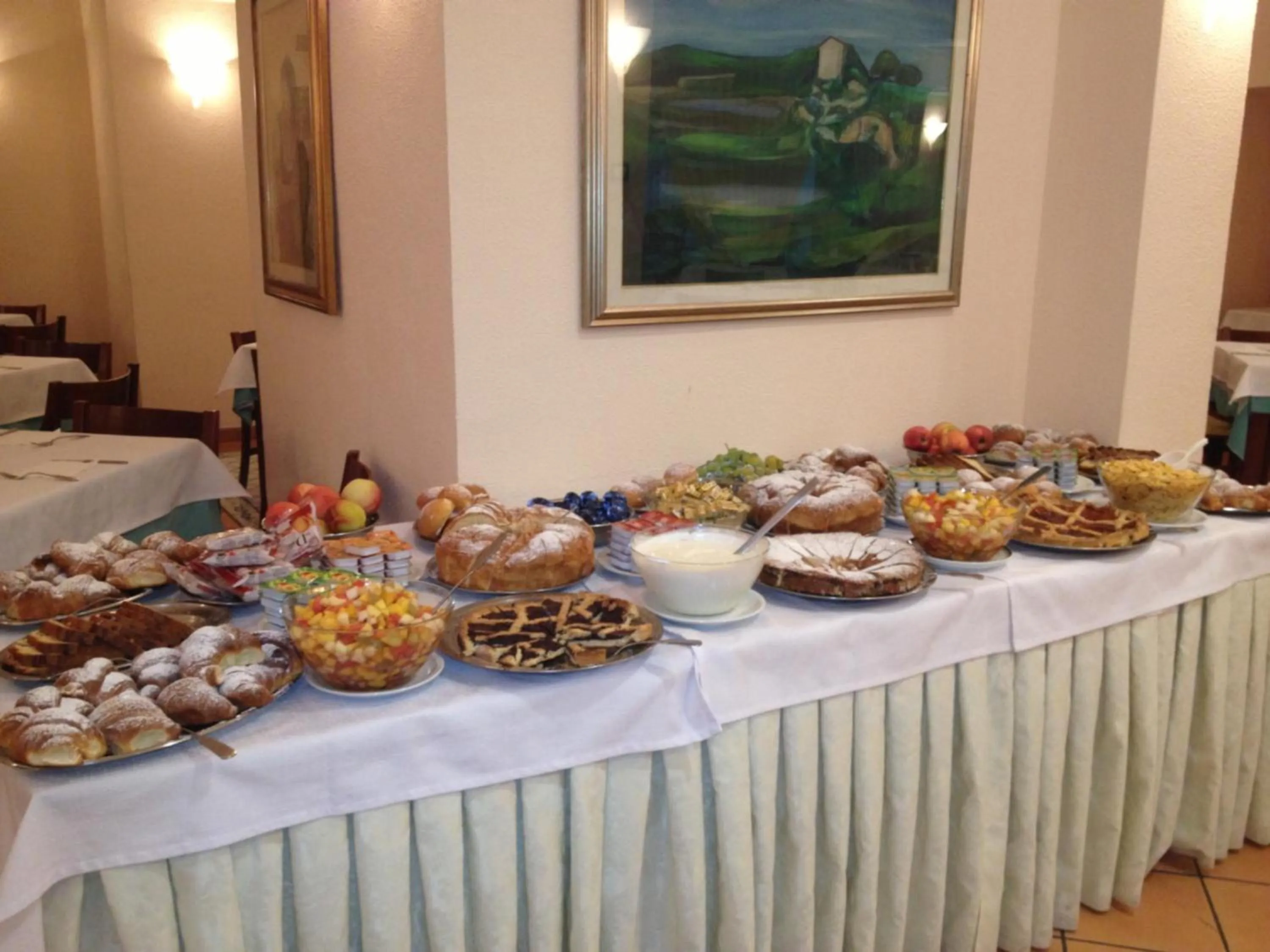 Food and drinks in Panorama Palace Hotel