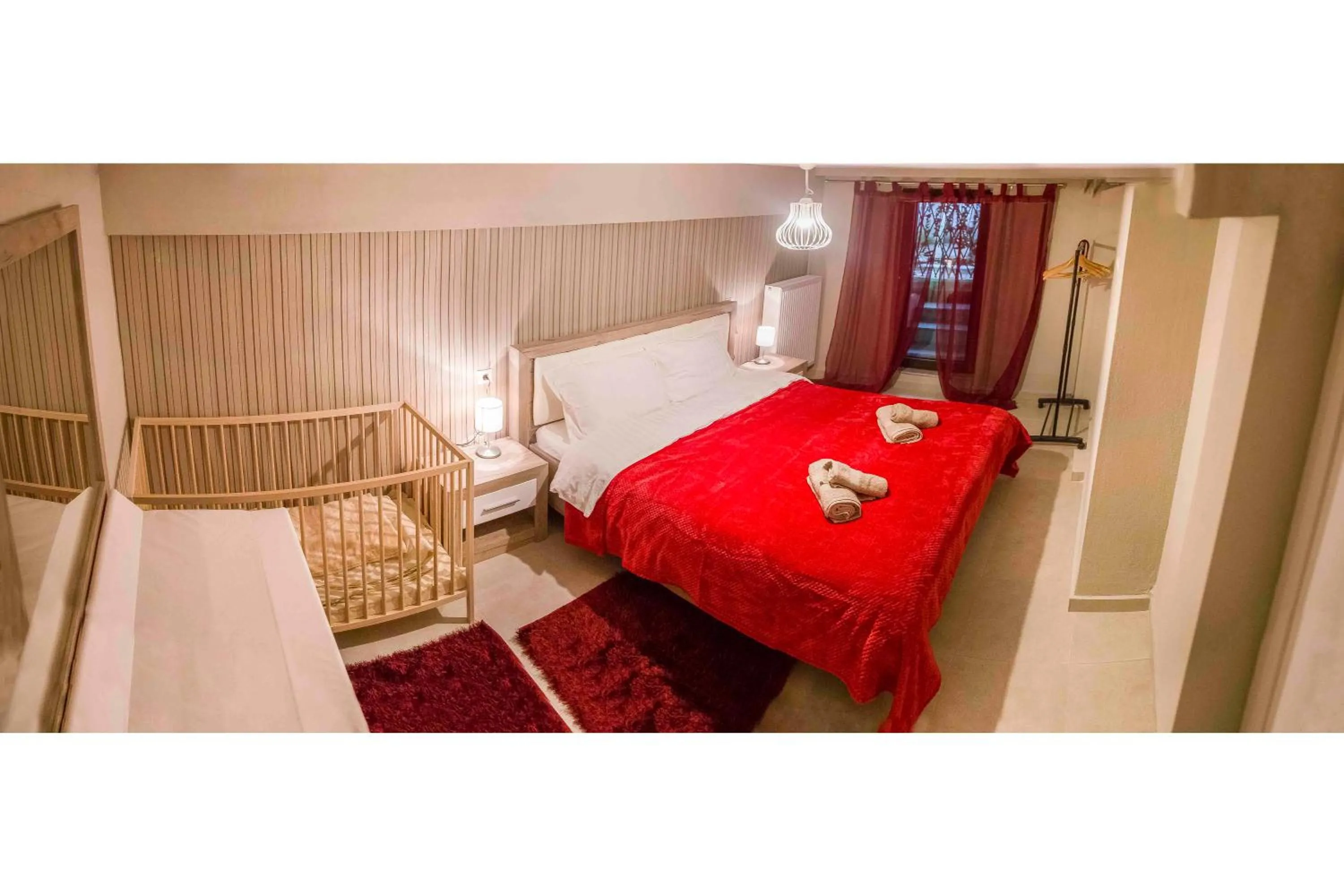 Property building, Bed in Historic Luxury House in the Heart of Meteora