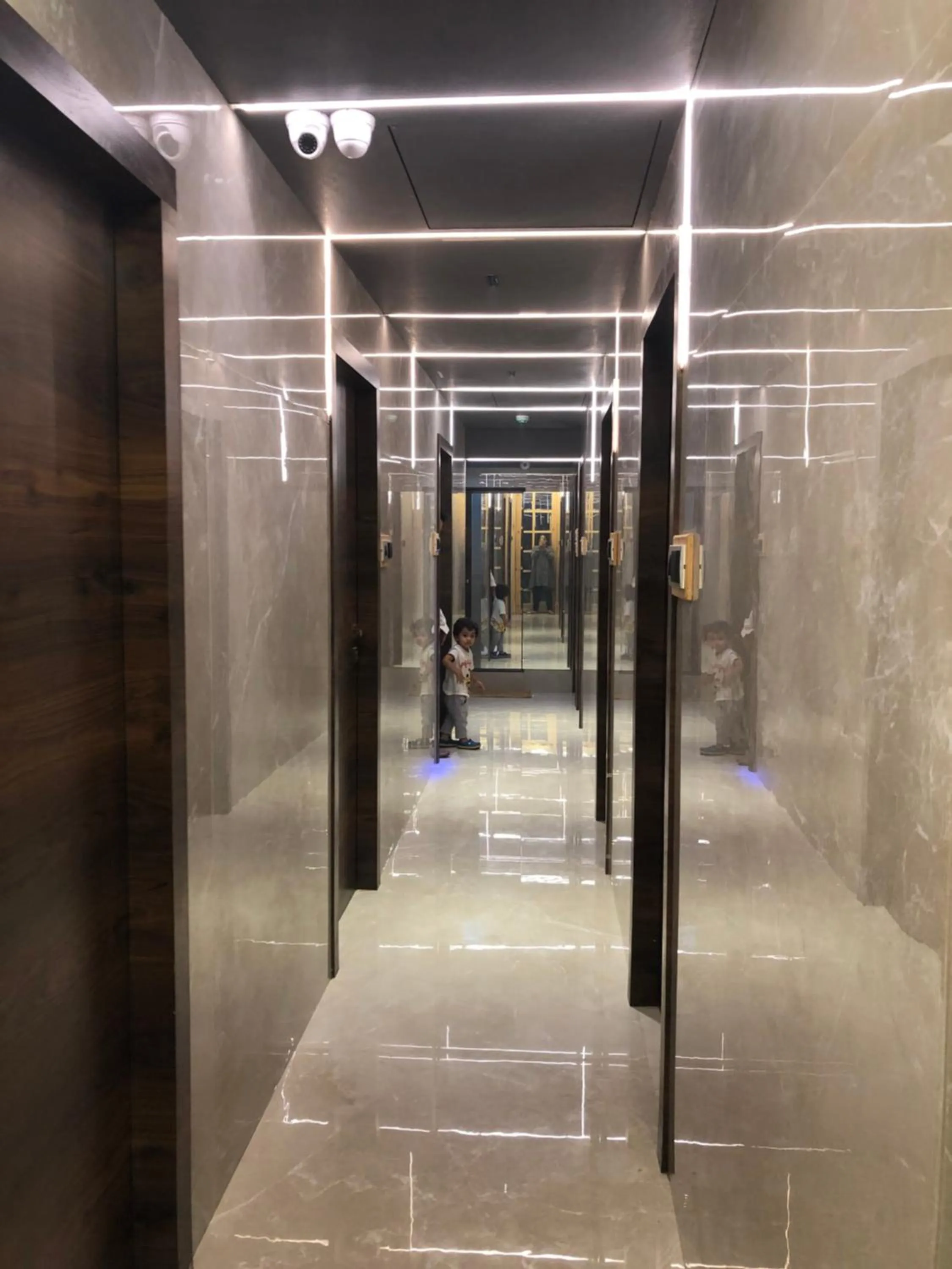 Lobby or reception in Hotel Rooms Dadar near Station