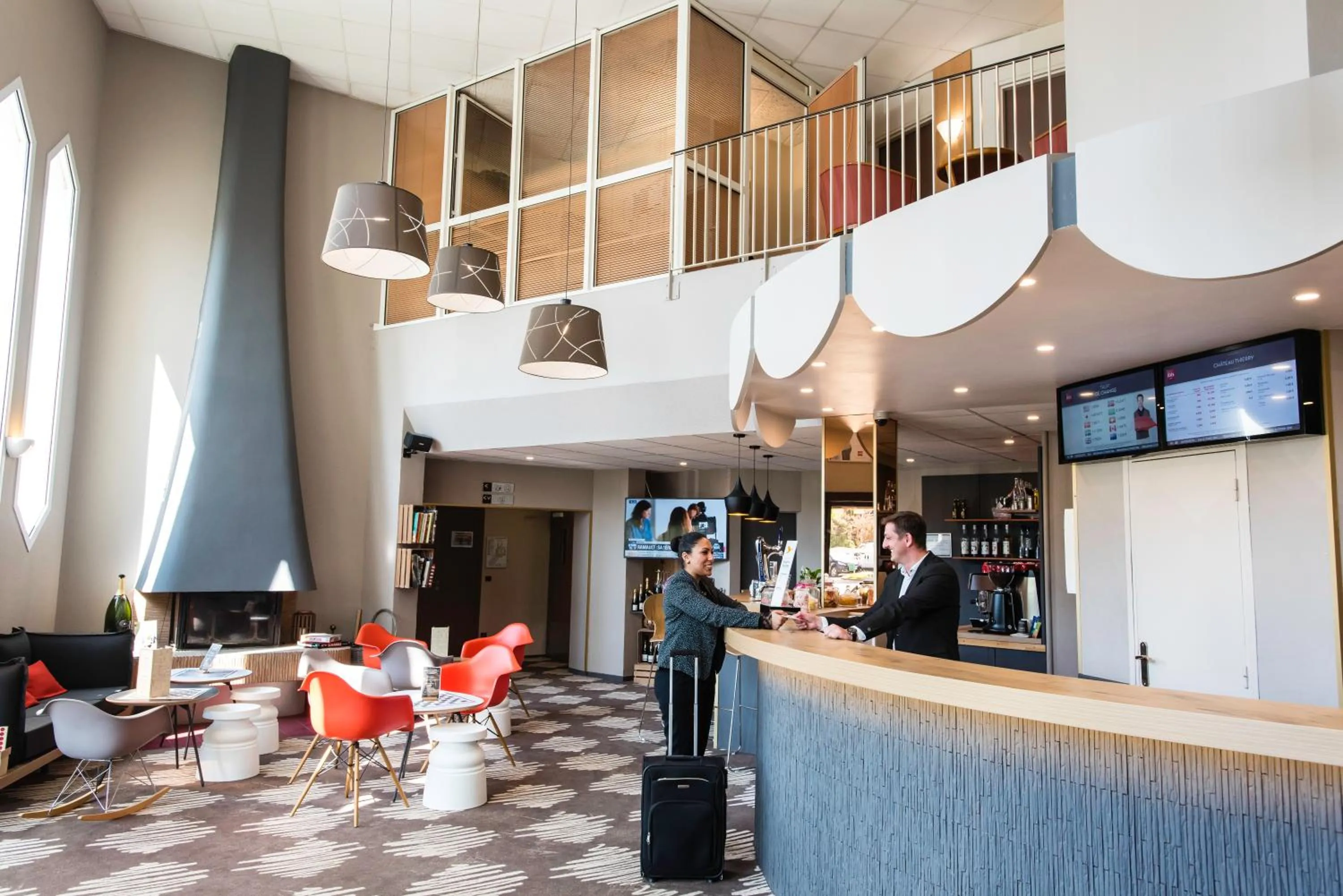 Decorative detail in Ibis Château-Thierry