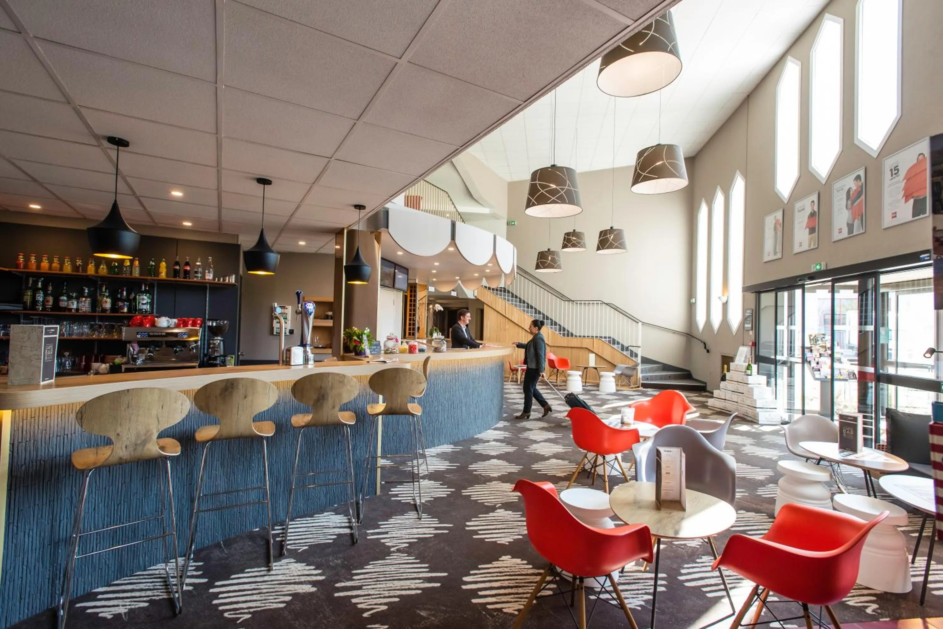Lobby or reception in Ibis Château-Thierry