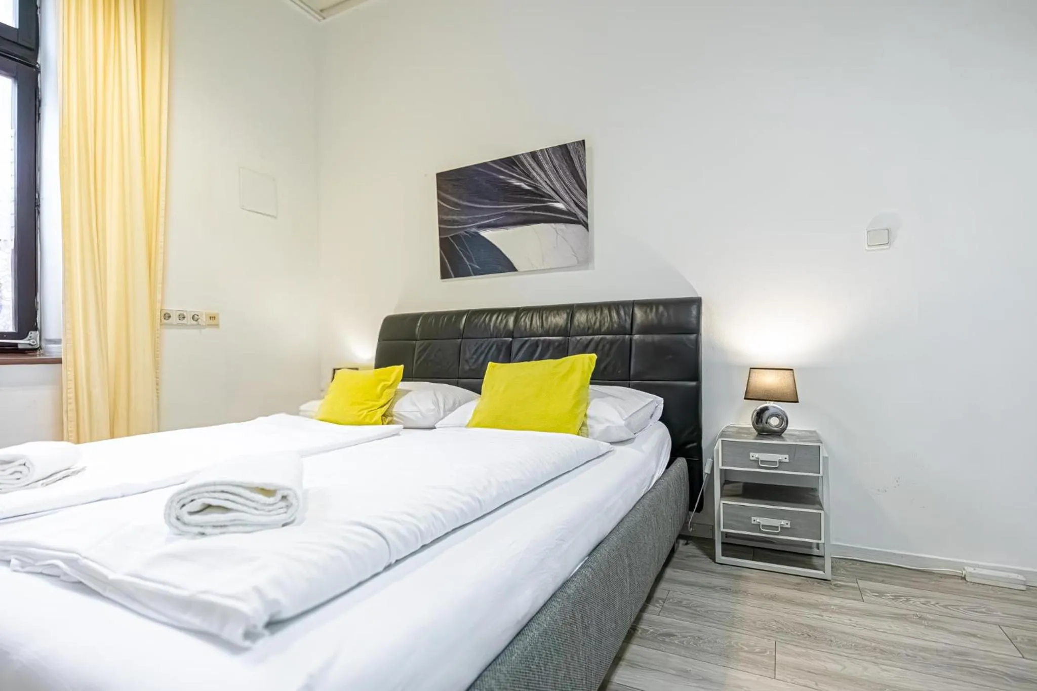 Modern Apartment suitable for Longstays