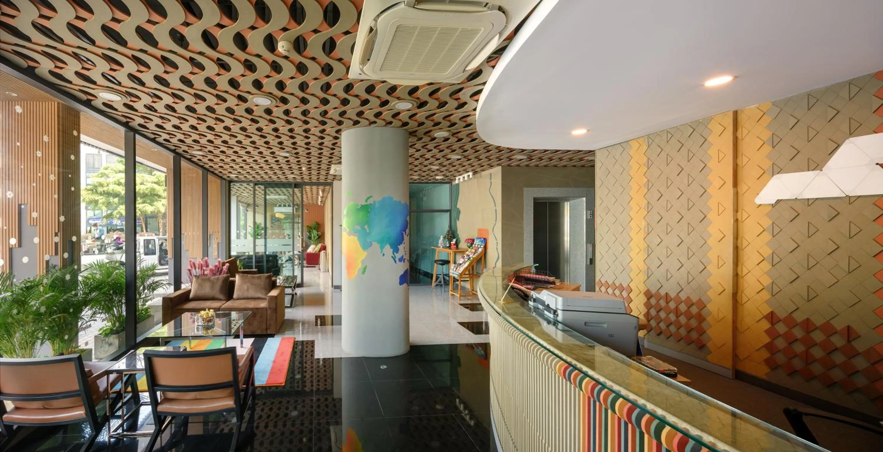 Lobby or reception in Prime Square Hotel