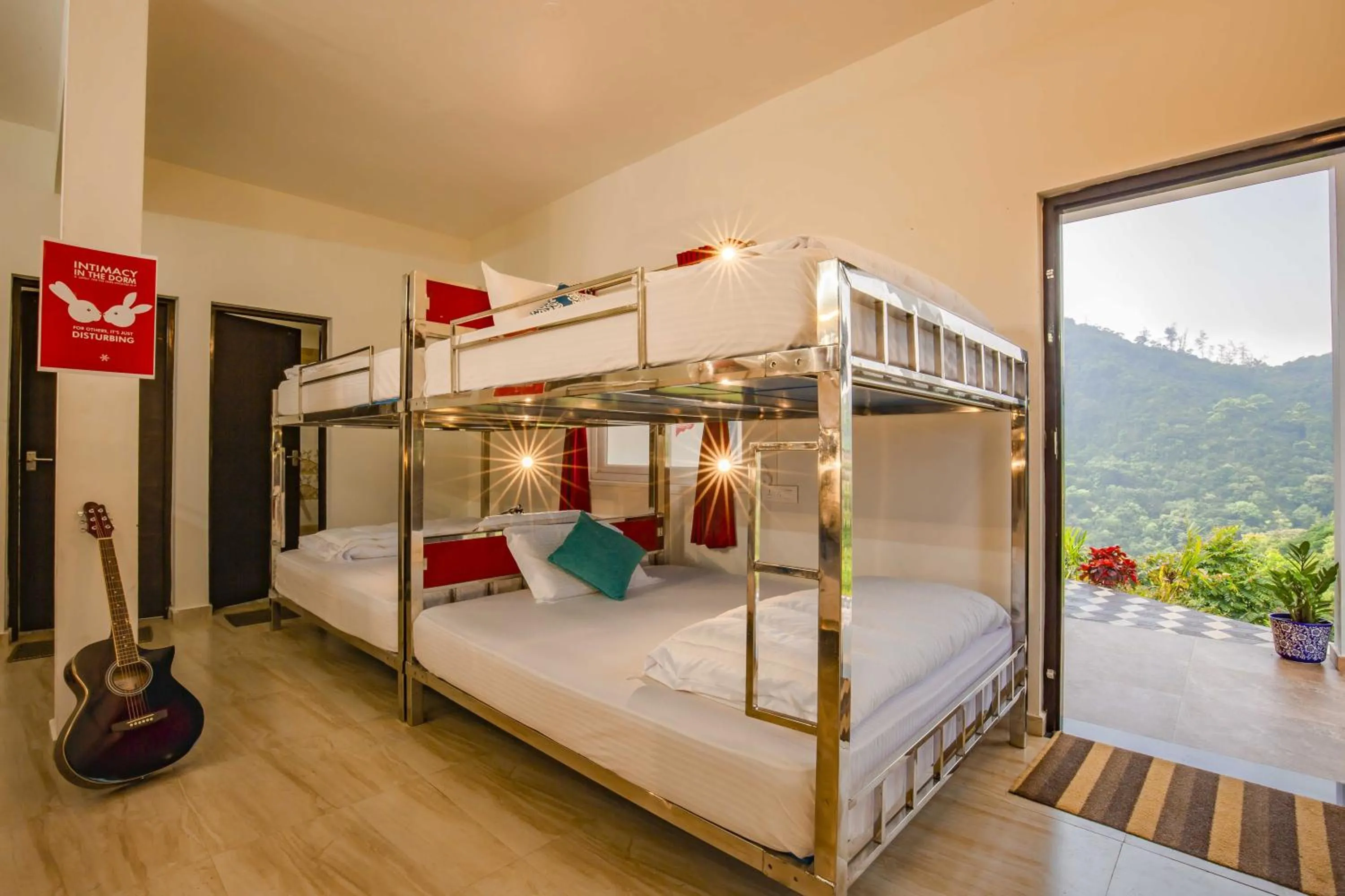 Bed in Zostel Vagamon