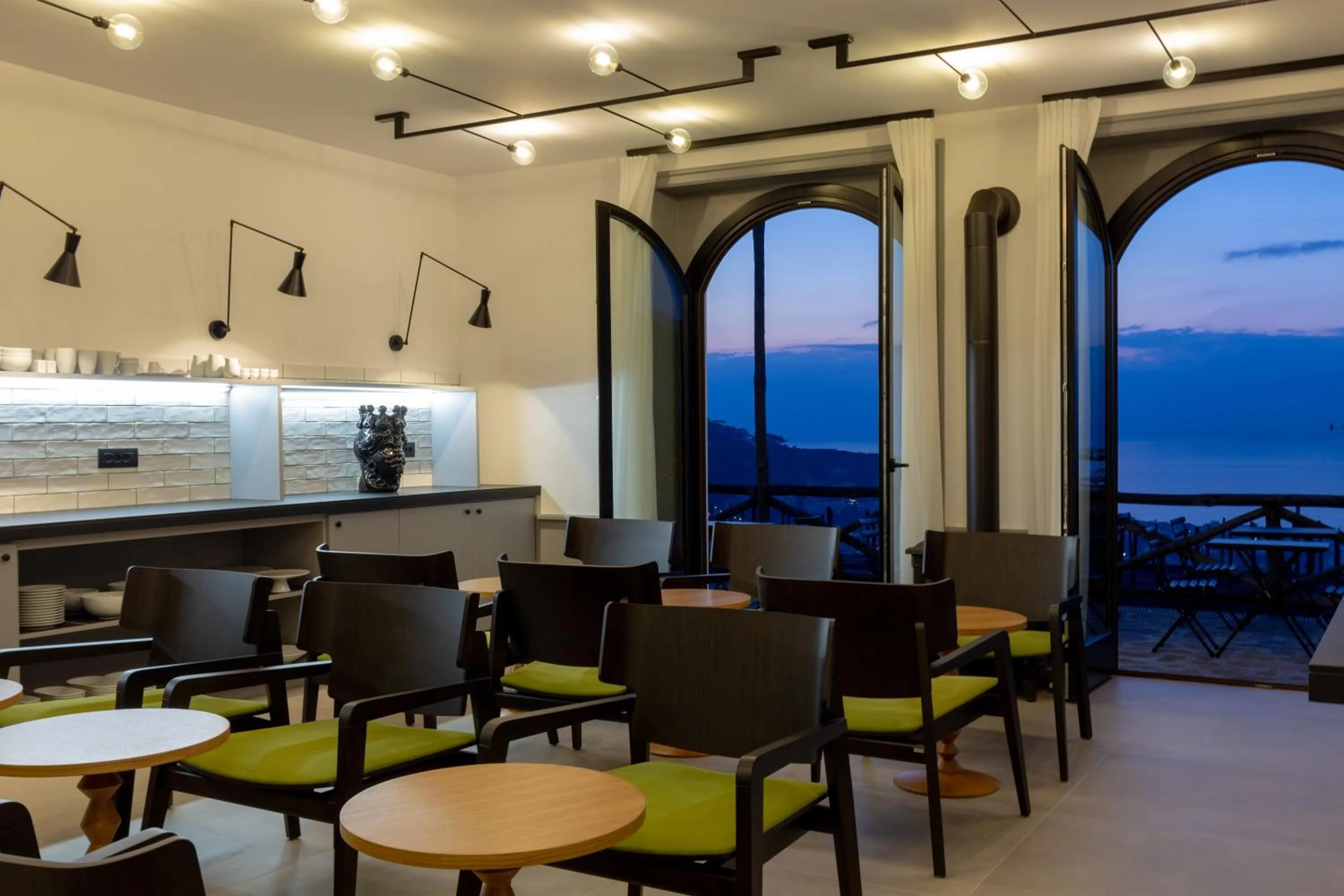 Communal lounge/ TV room in Maison Bon Bon