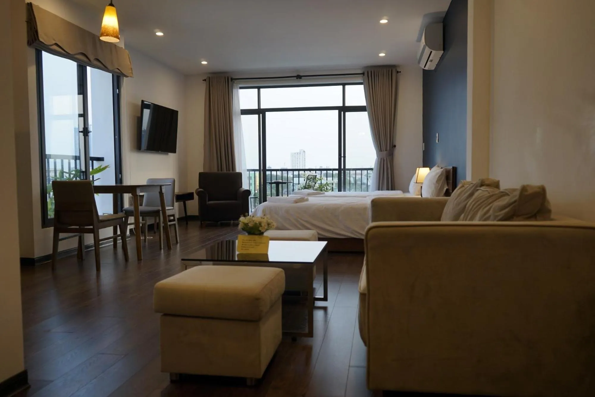 Oasis Hotel & Apartment