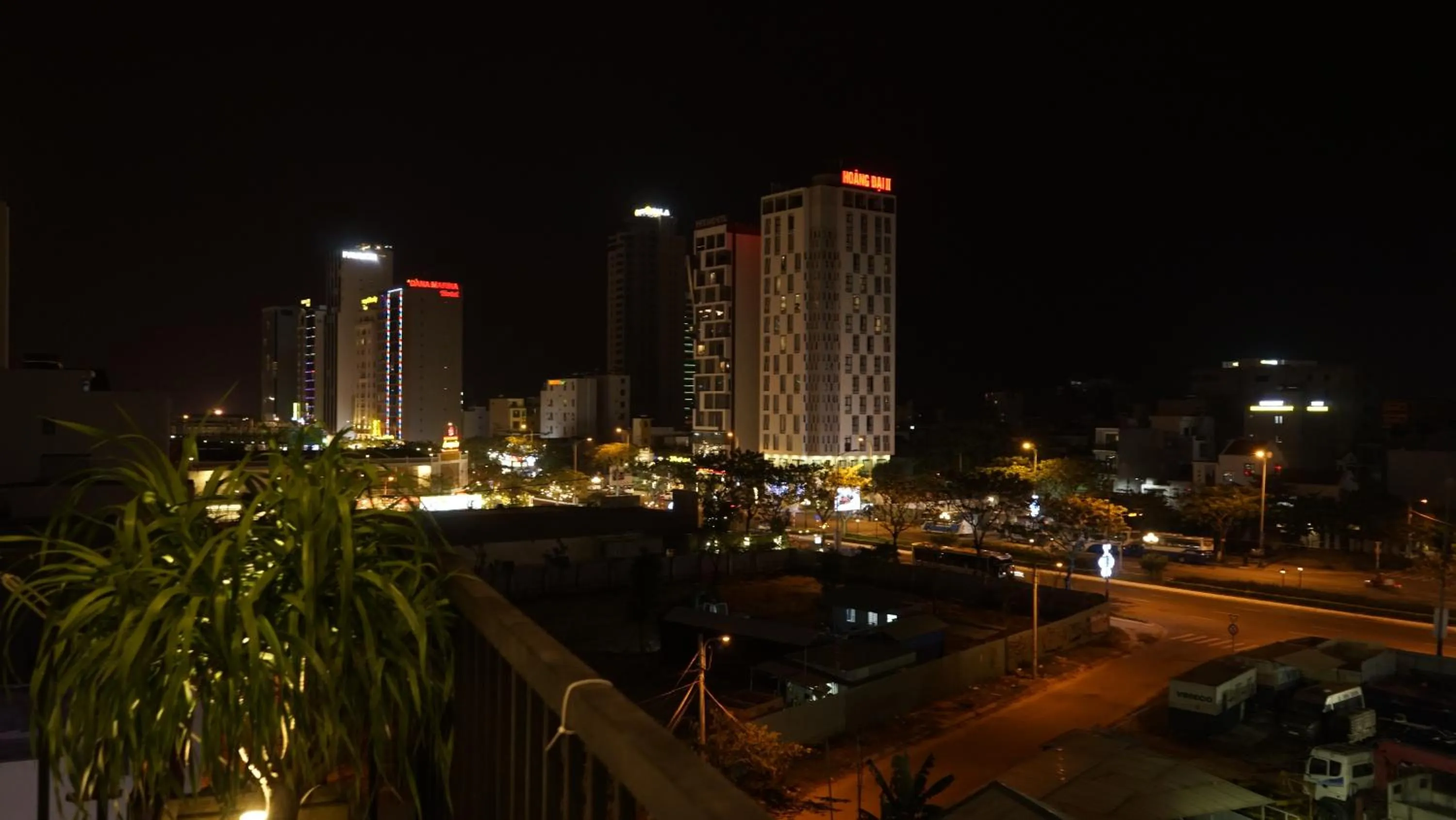 Oasis Hotel & Apartment