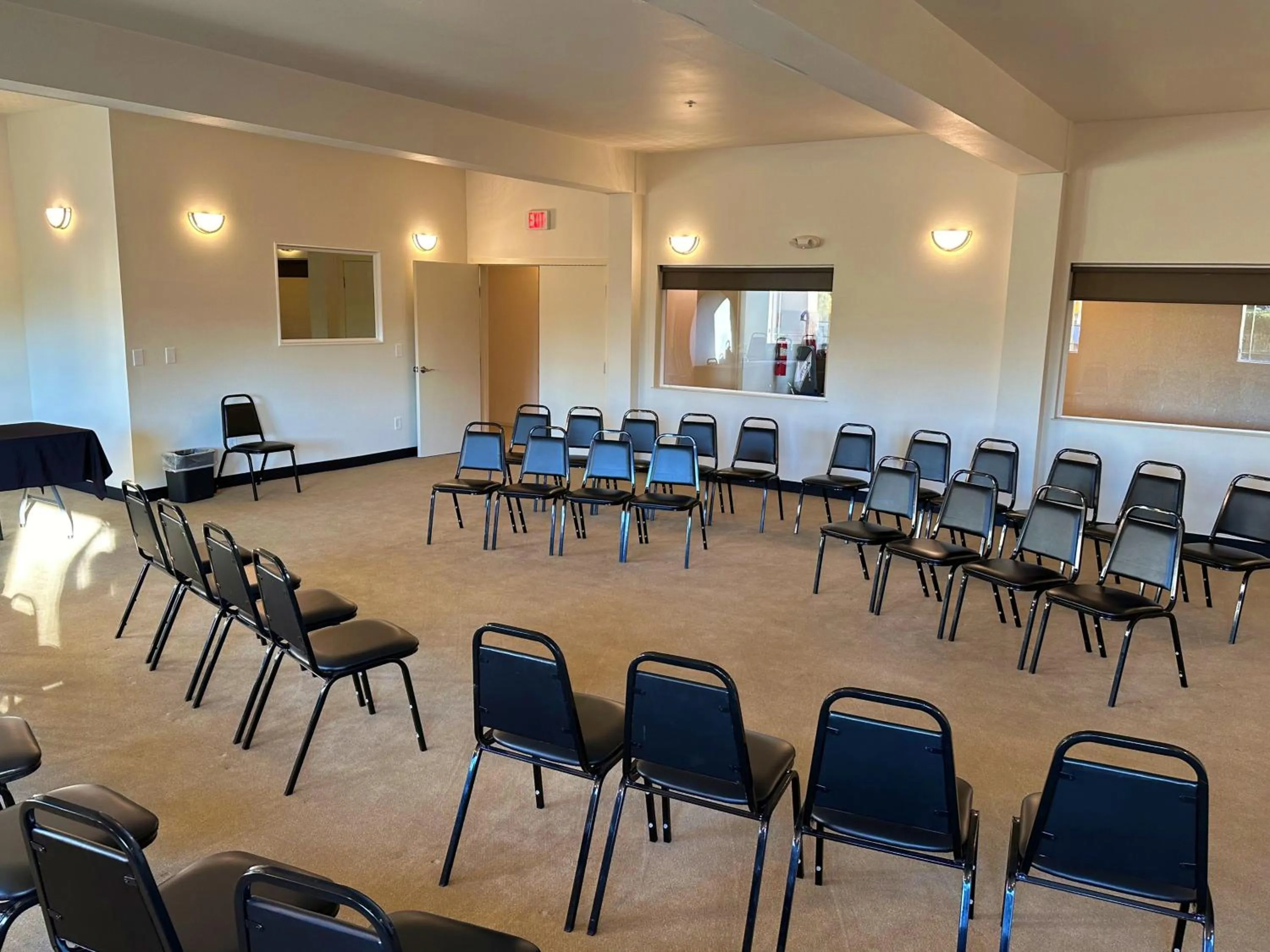 Meeting/conference room in Peppermill Empress Inn