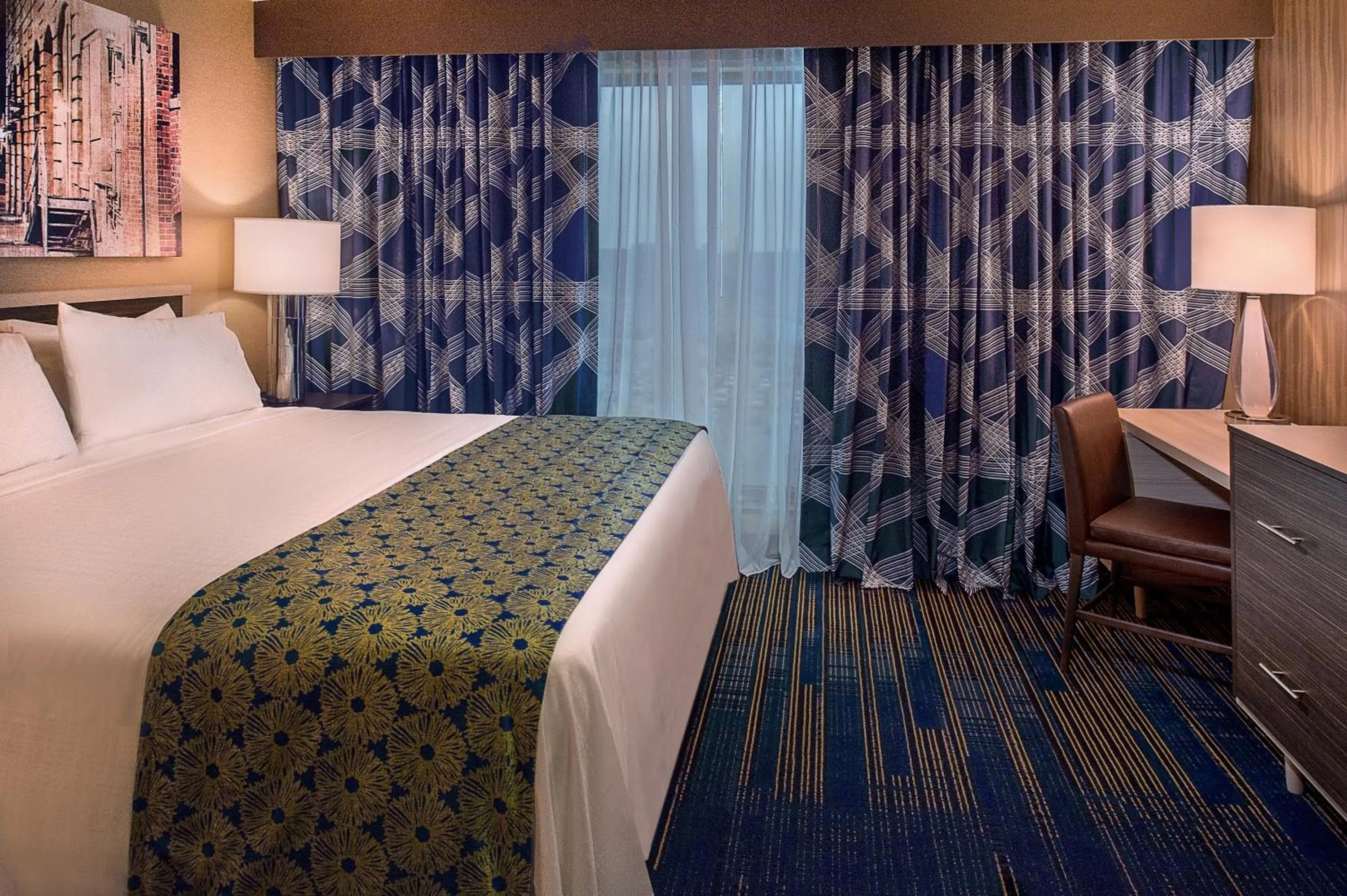 Bedroom, Bed in HoteLumiere at the Arch, A Caesars Destination