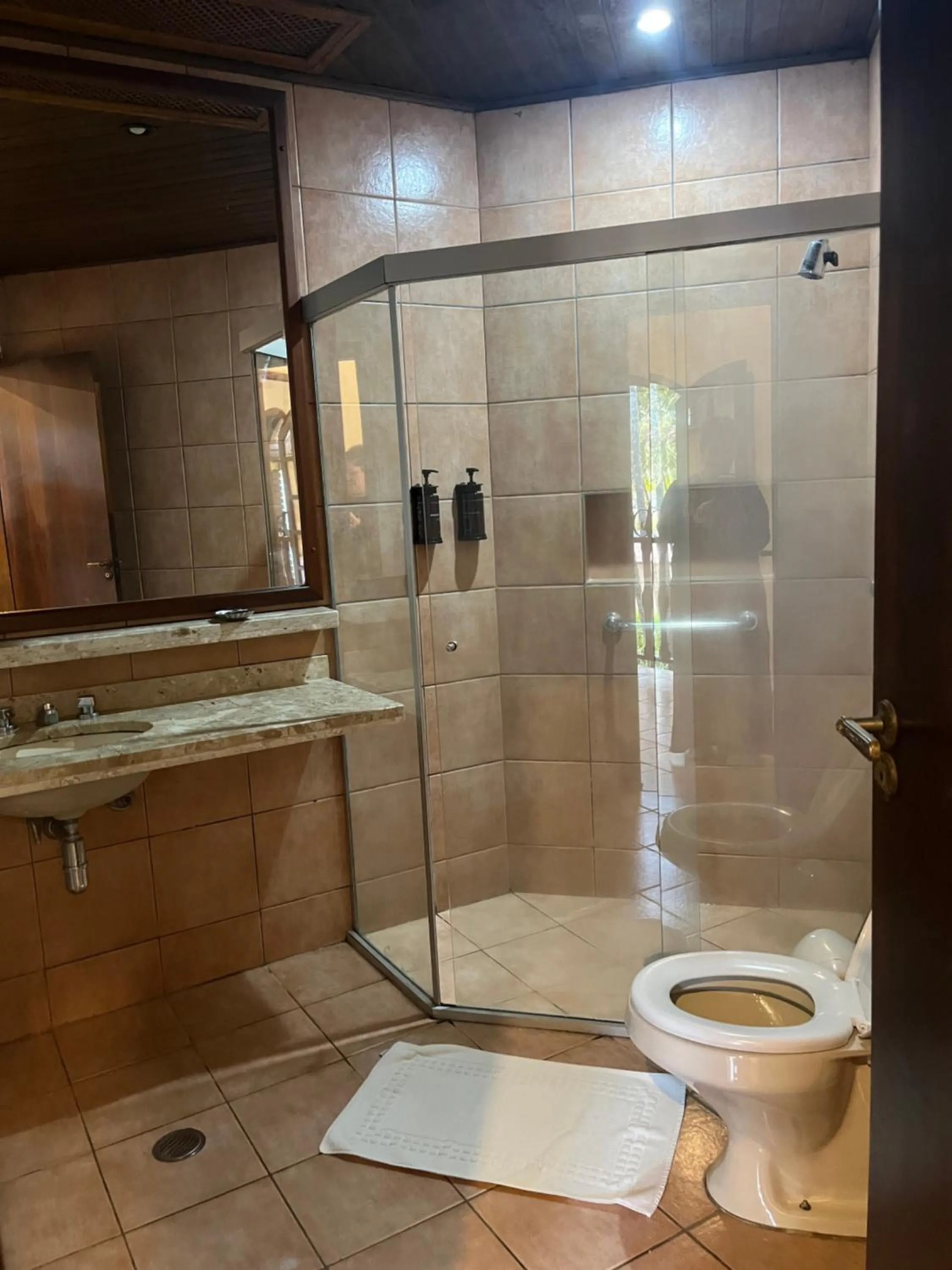Shower in Giprita Wellness Hotel Ubatuba
