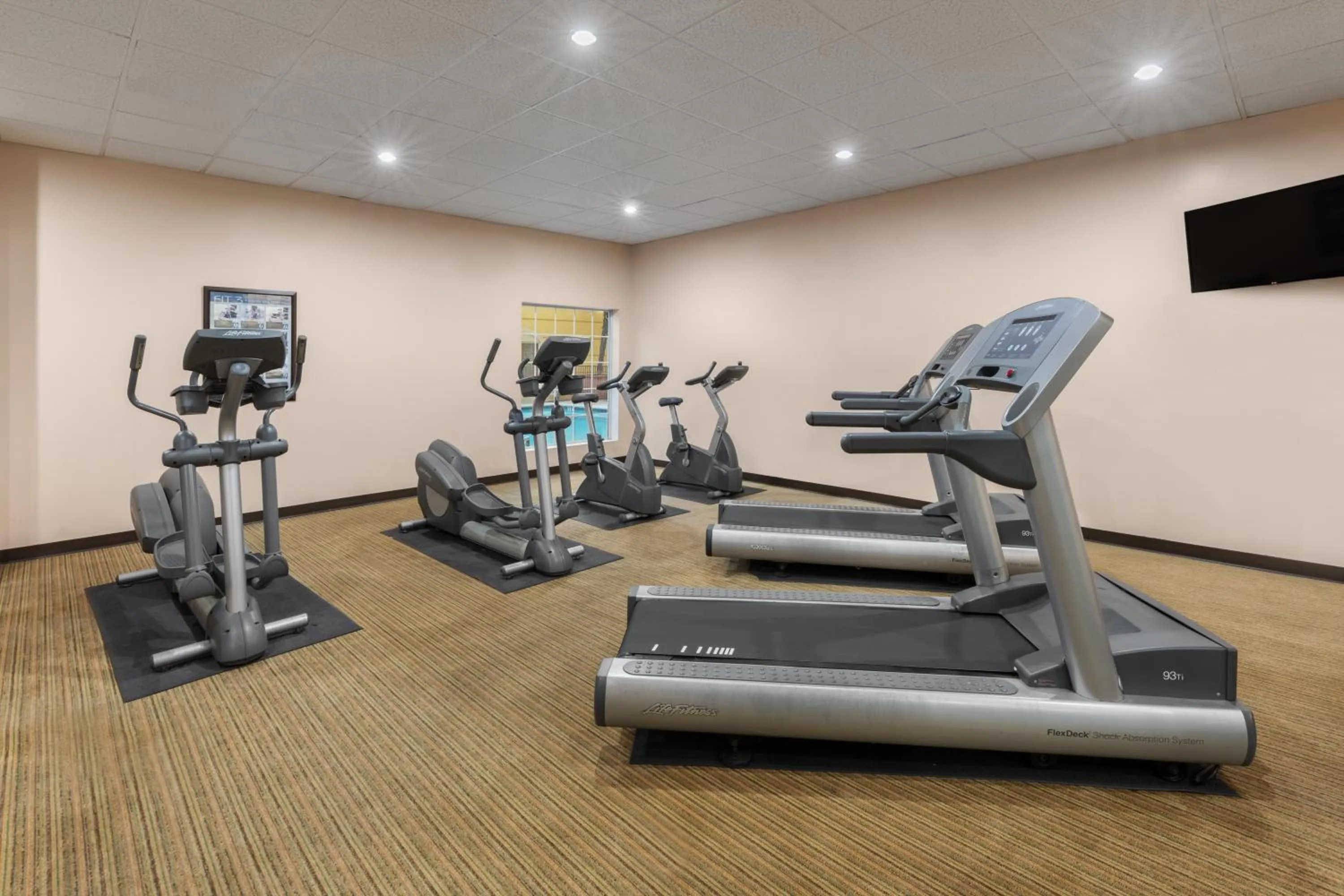 Fitness centre/facilities in La Quinta by Wyndham San Antonio Medical Ctr. NW