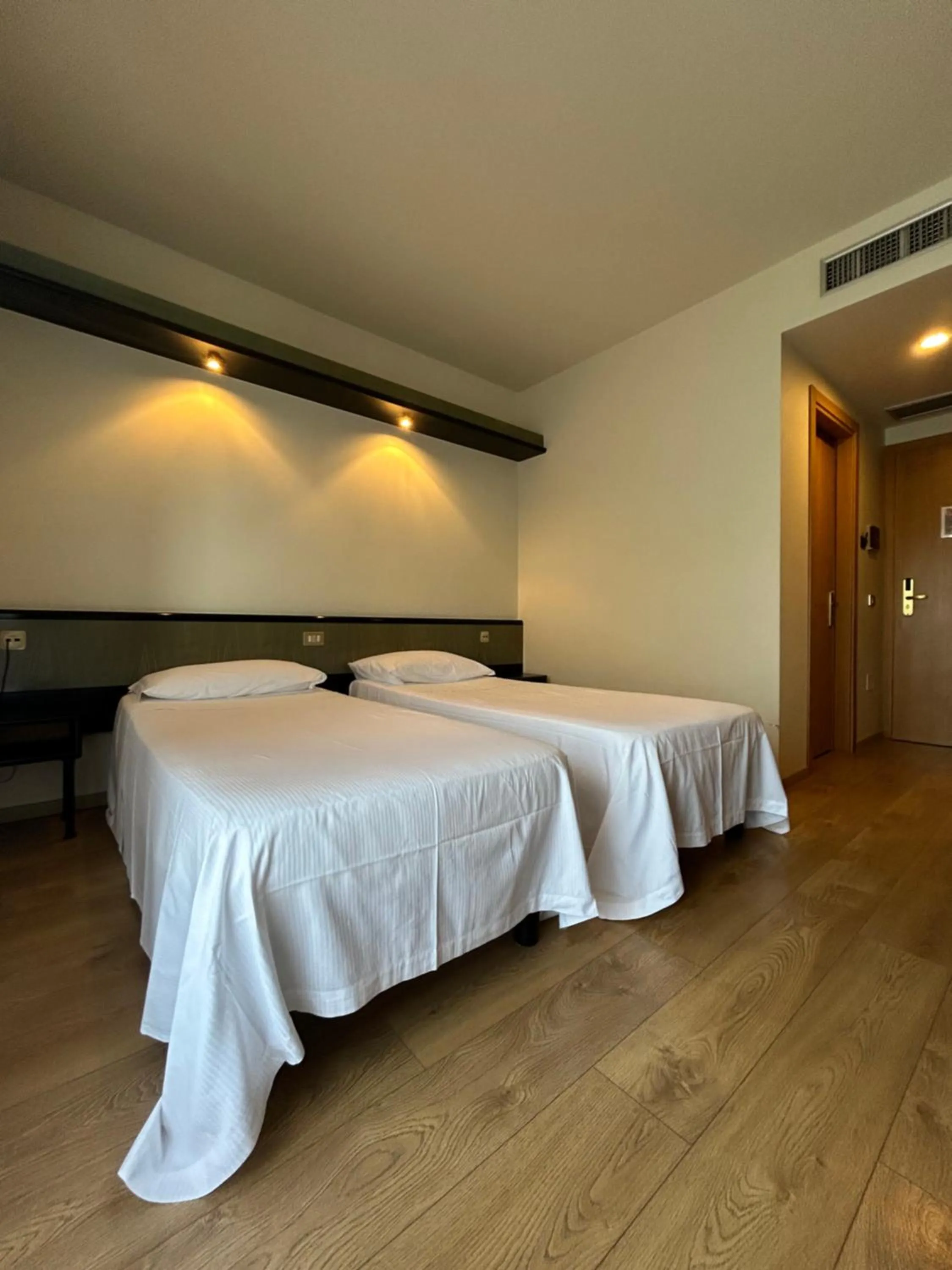 Bed in Hotel Parigi 2 & Spa