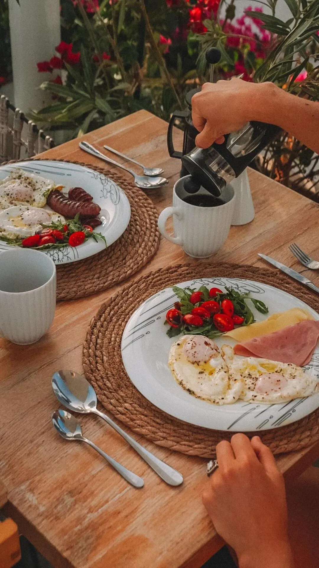 Food and drinks in Edem Boutique Suites