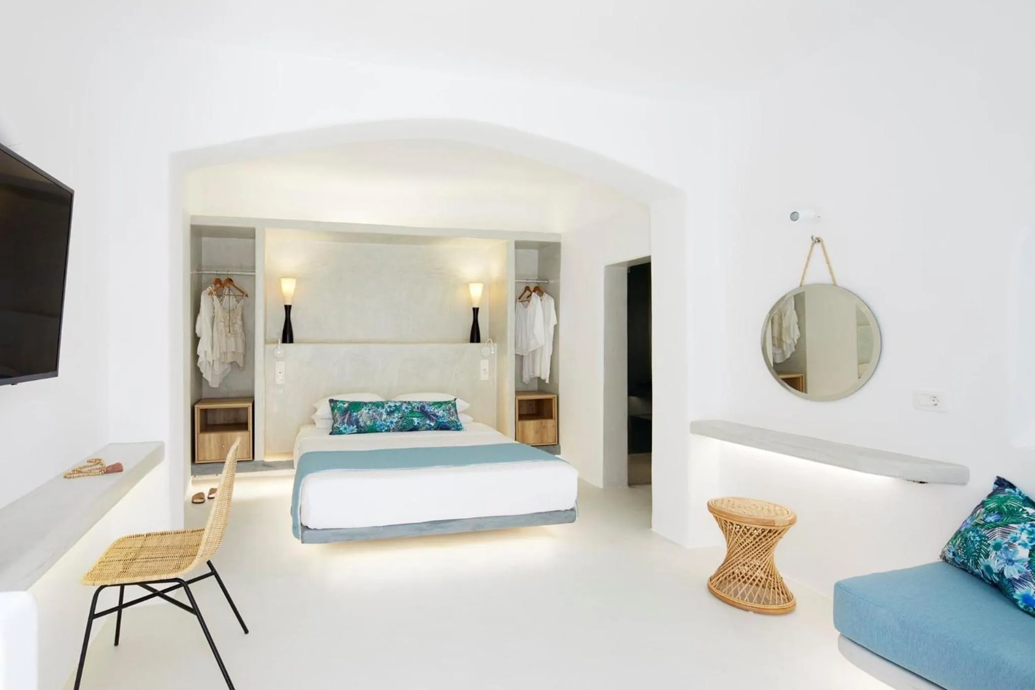 Photo of the whole room, Bed in Edem Boutique Suites