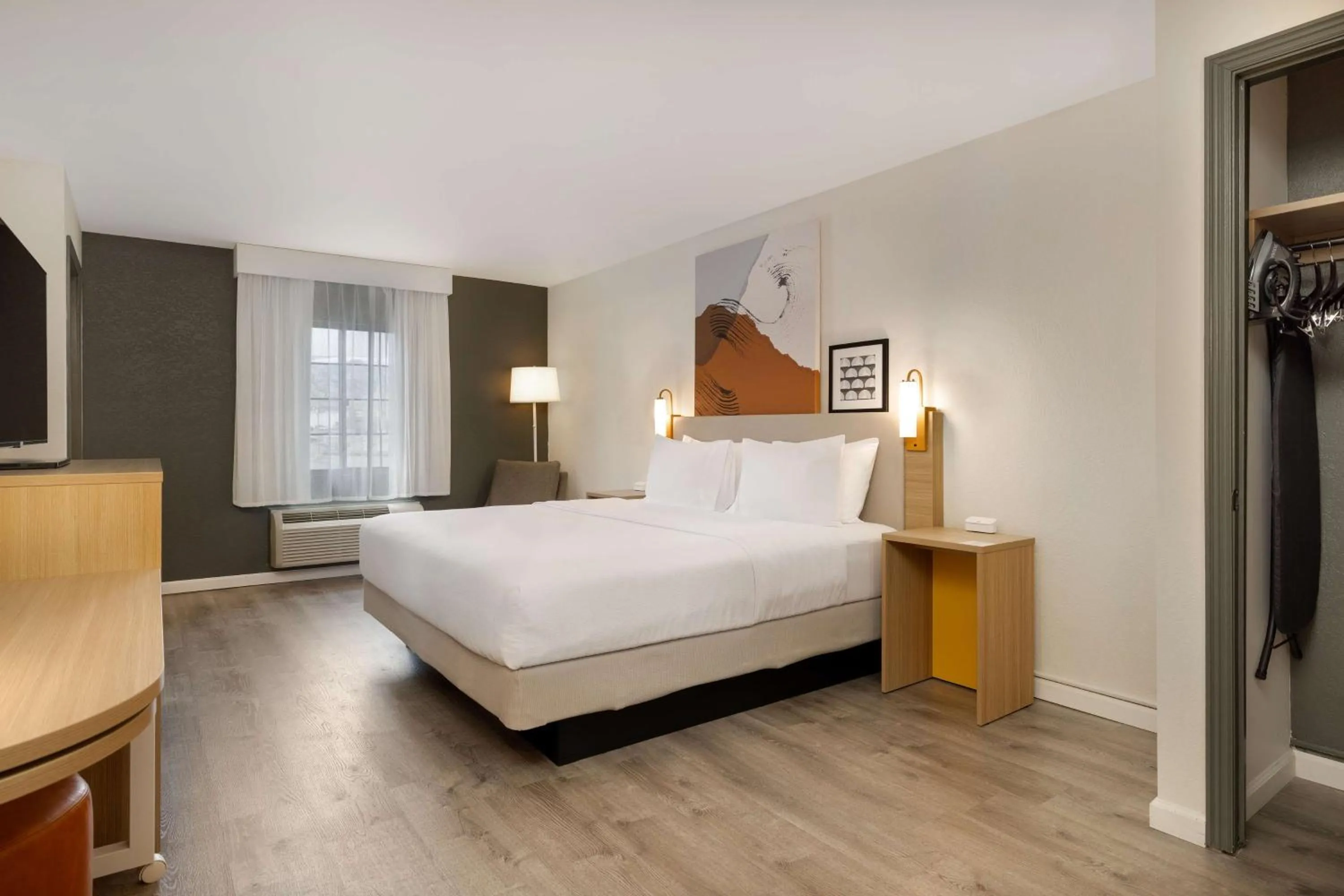 Bed in Spark by Hilton Rock Springs