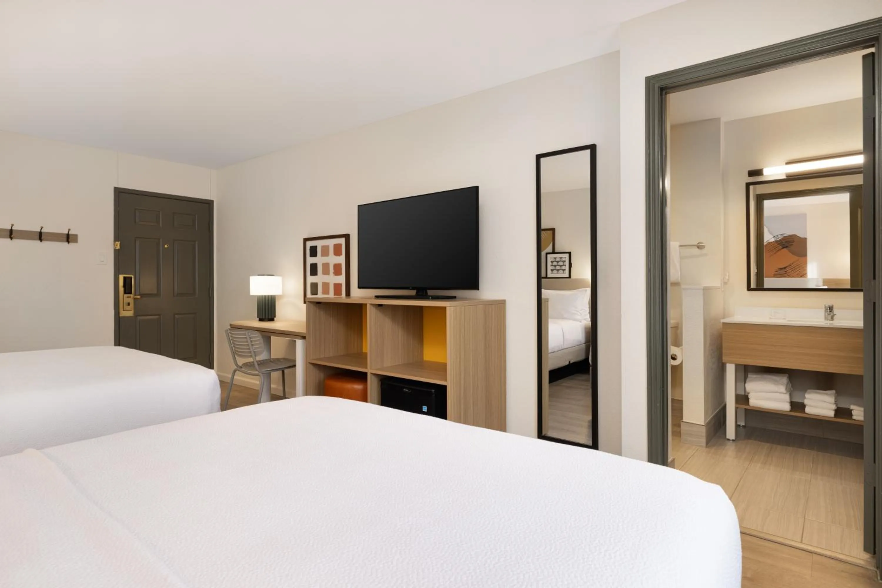 Bed in Spark by Hilton Rock Springs