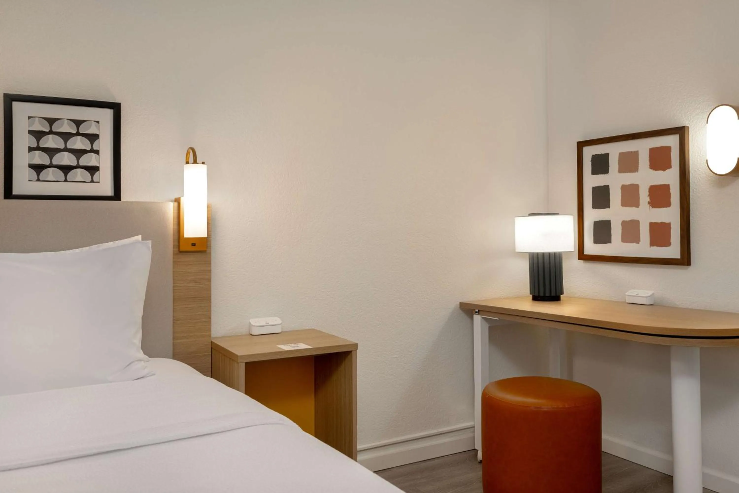 Bed in Spark by Hilton Rock Springs