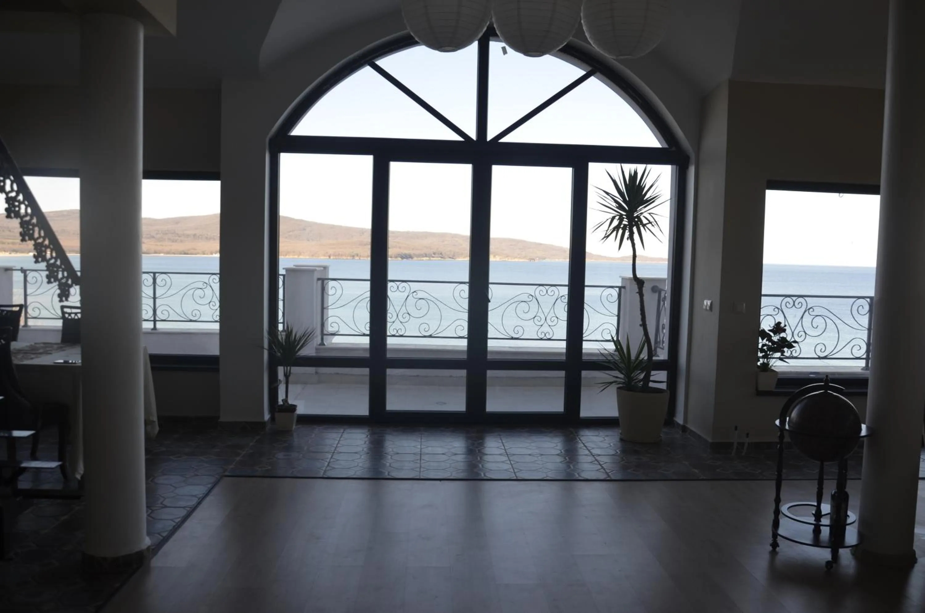 Photo of the whole room in Ashram Hotel