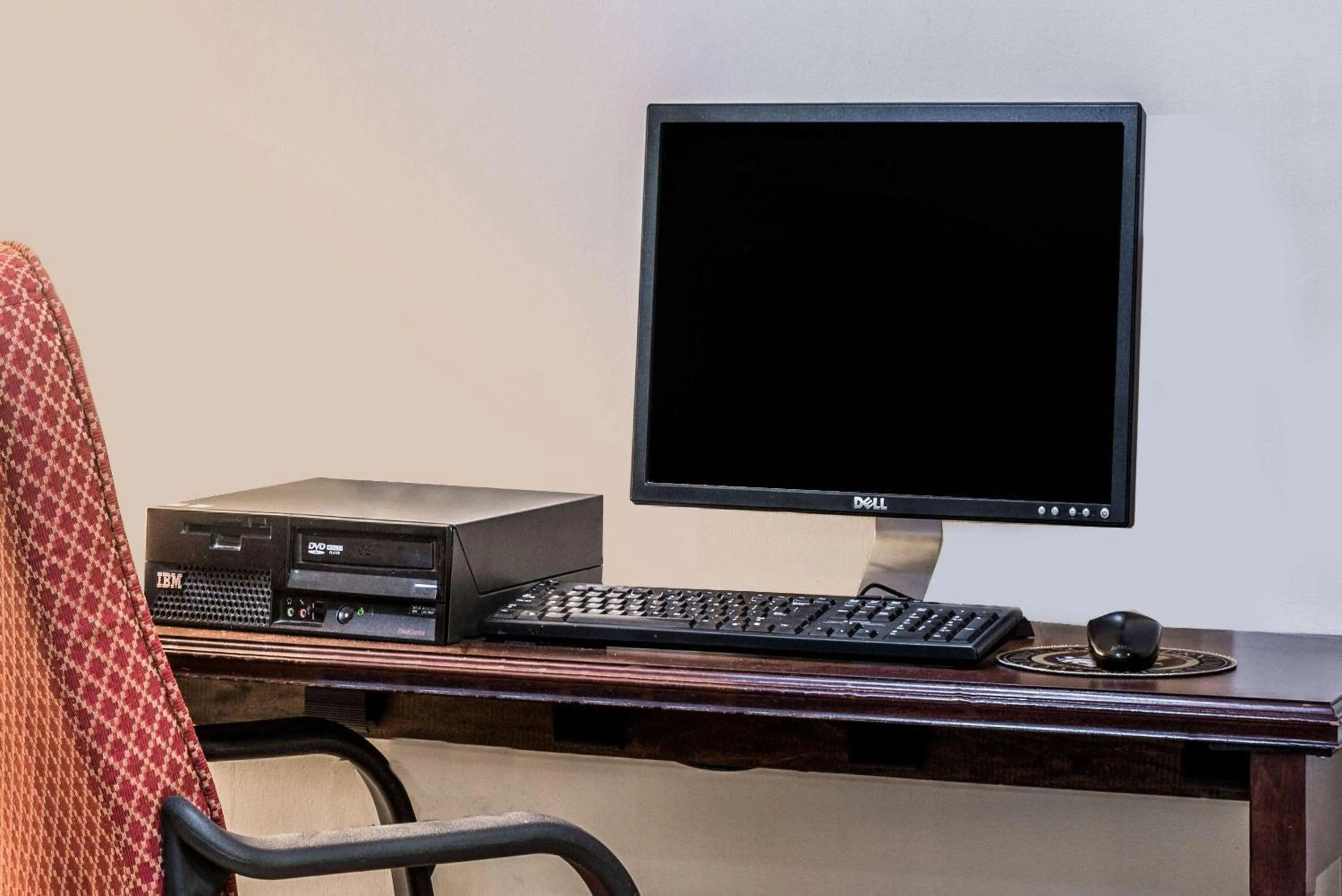 Business facilities in Clarion Inn