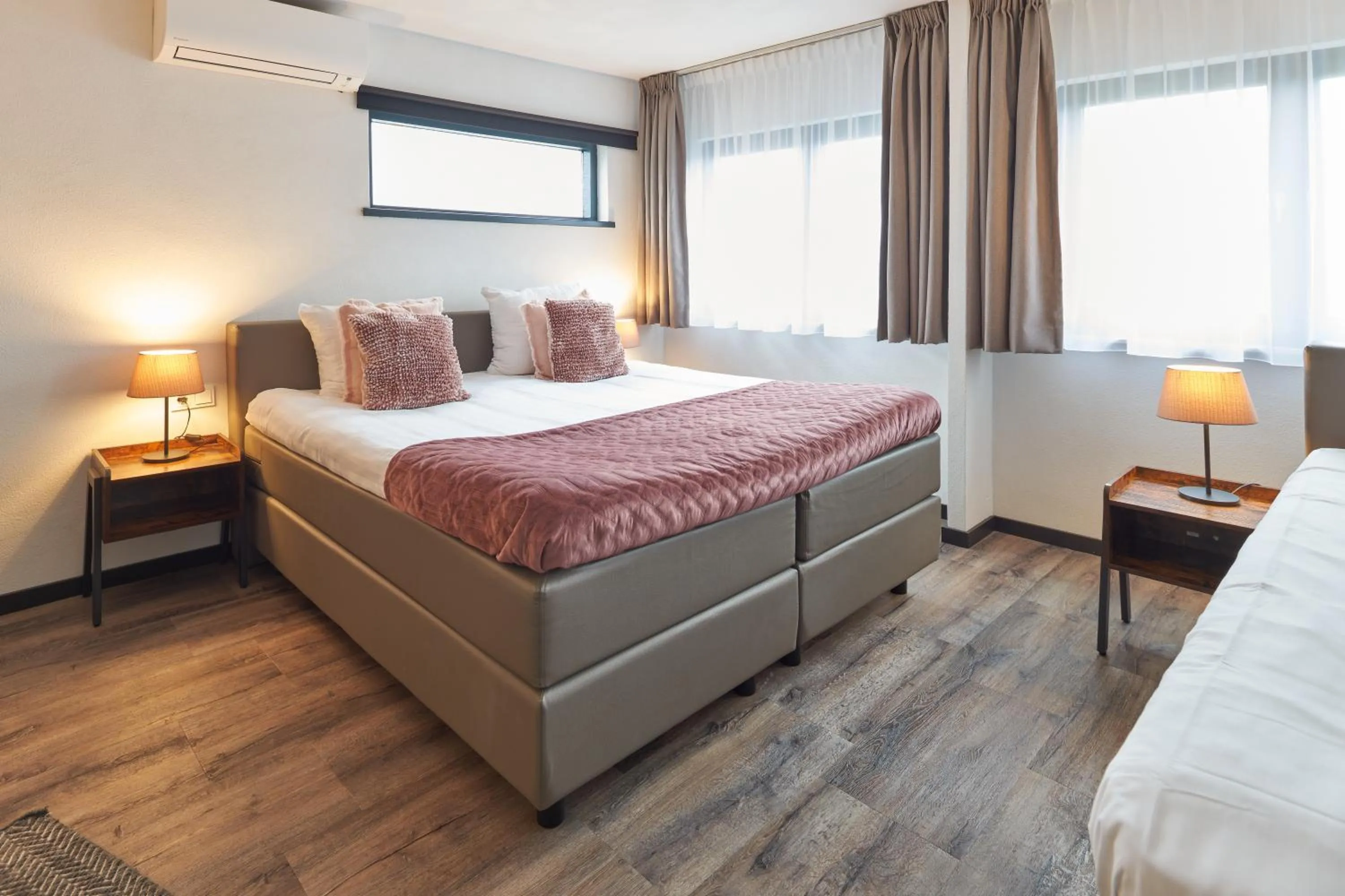 Bedroom, Bed in Bed and Breakfast De Heren van Valkenburg