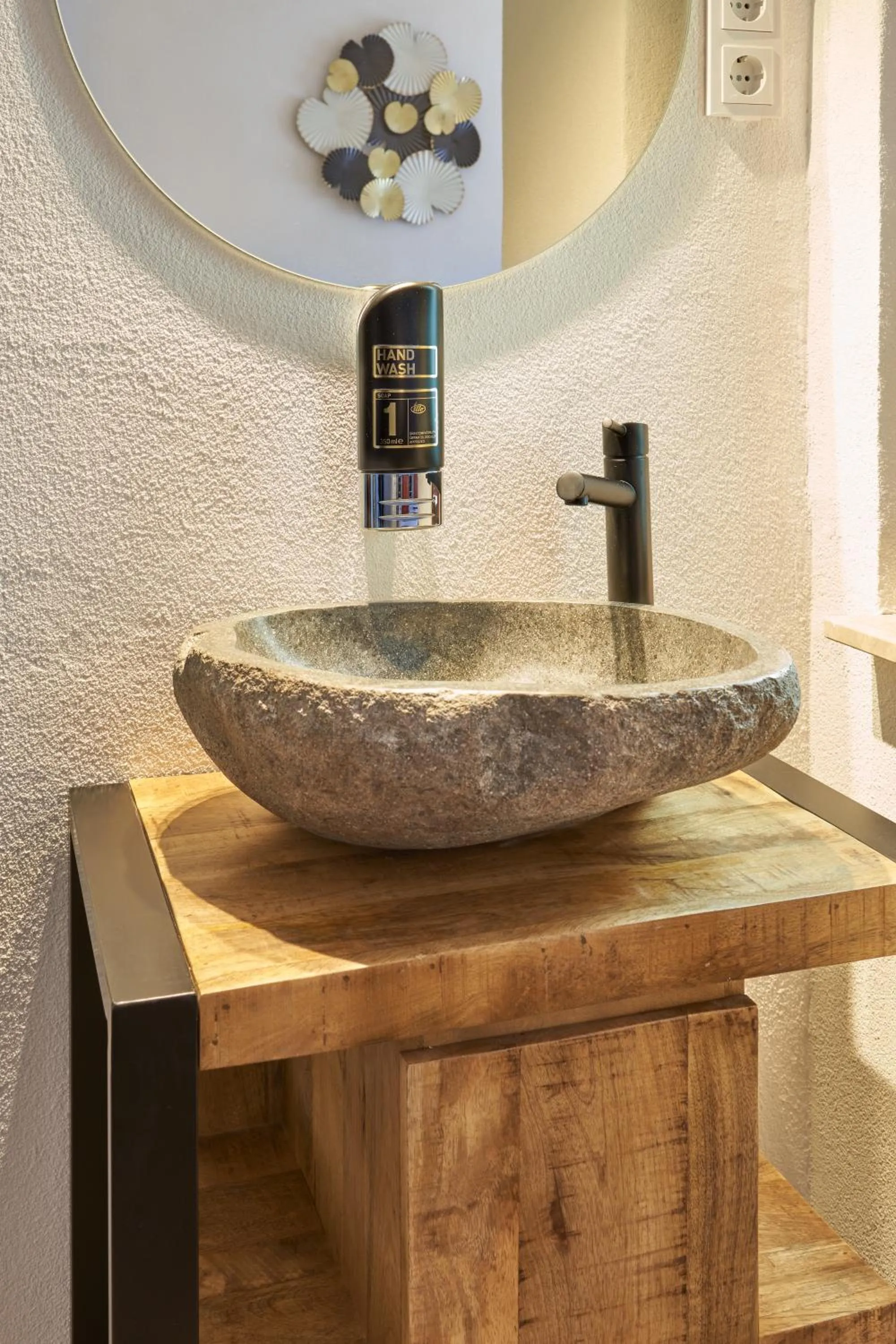 Bathroom in Bed and Breakfast De Heren van Valkenburg