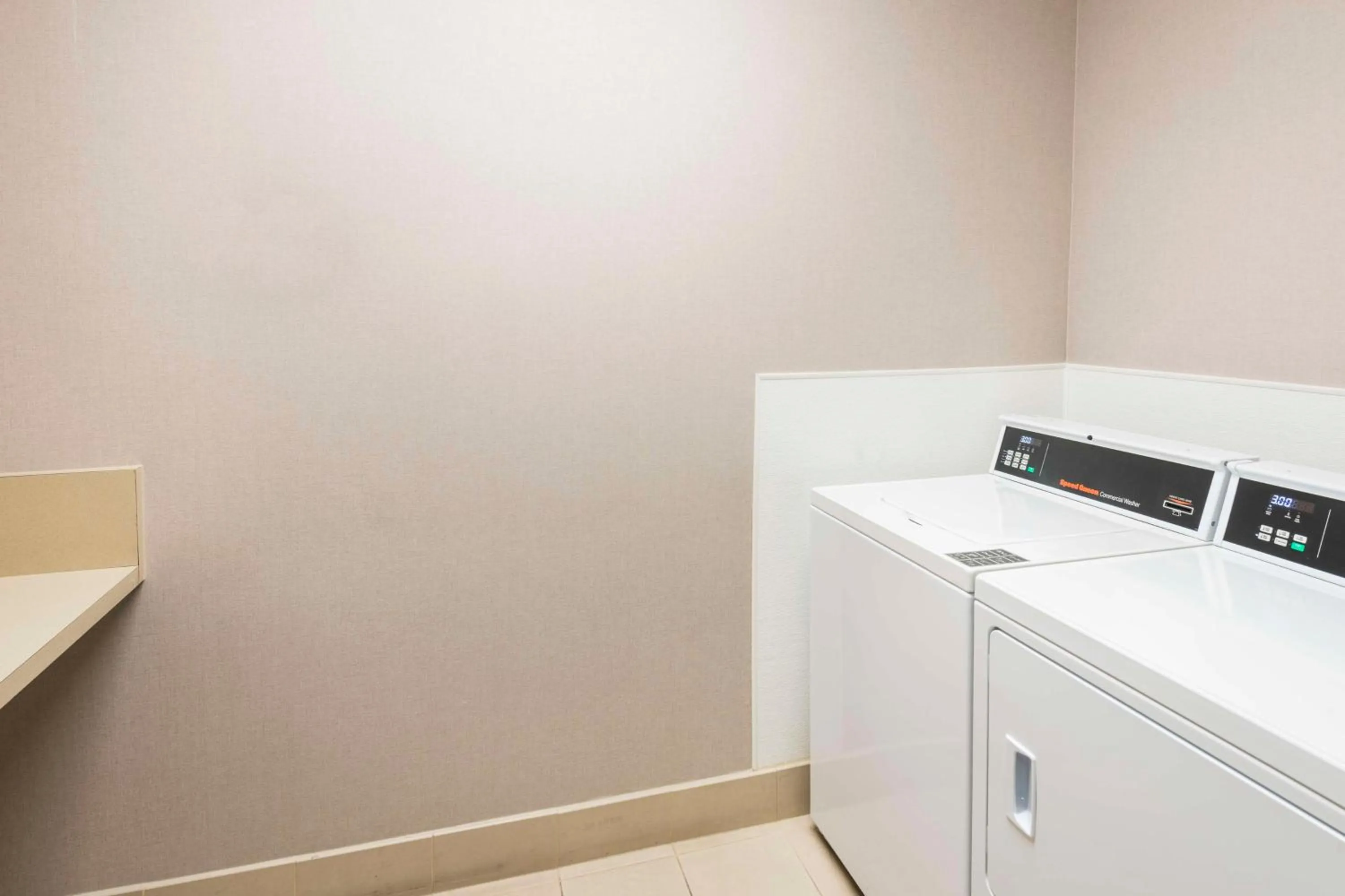 Property building in Hilton Garden Inn Scottsdale North/Perimeter Center