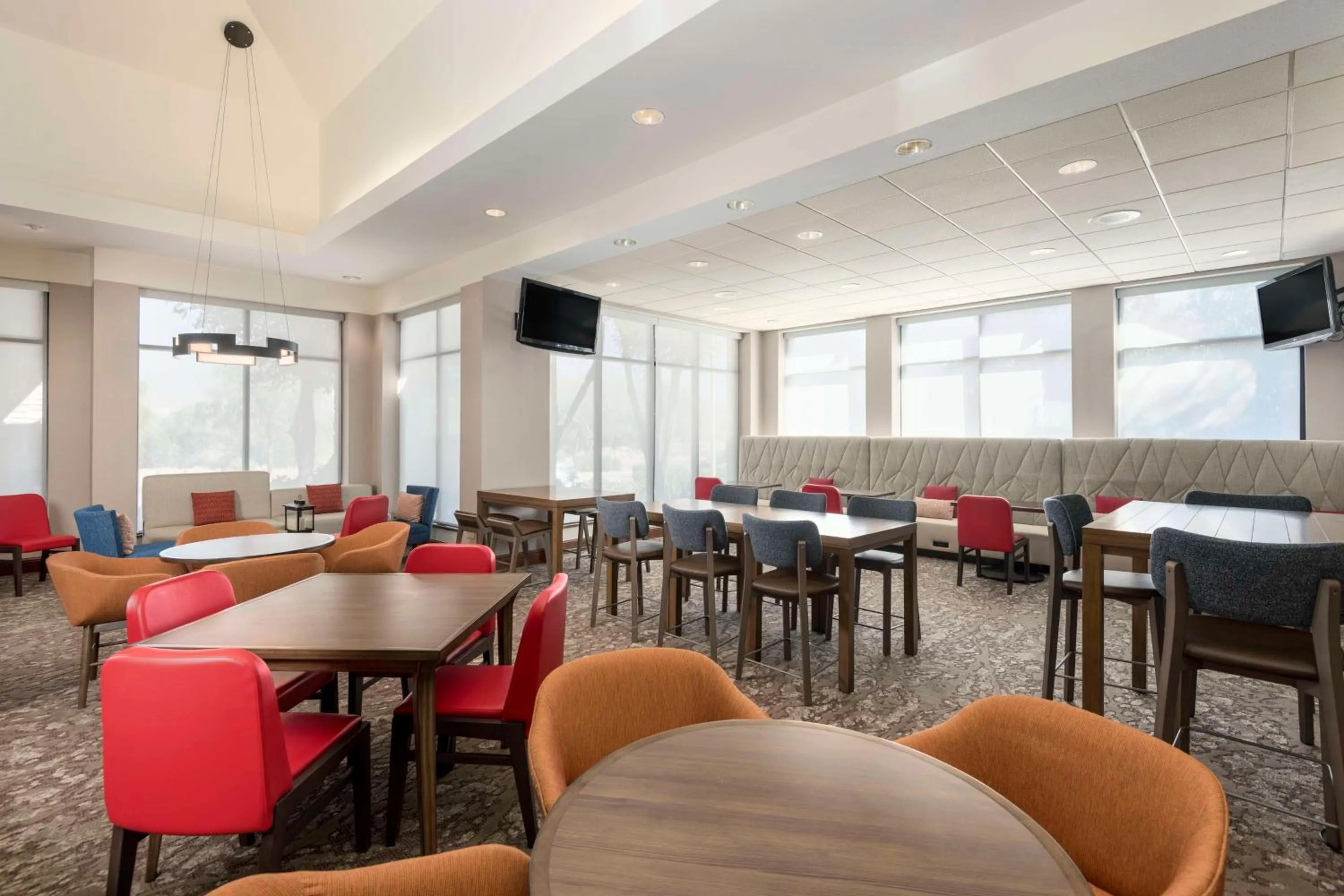 Restaurant/places to eat in Hilton Garden Inn Scottsdale North/Perimeter Center