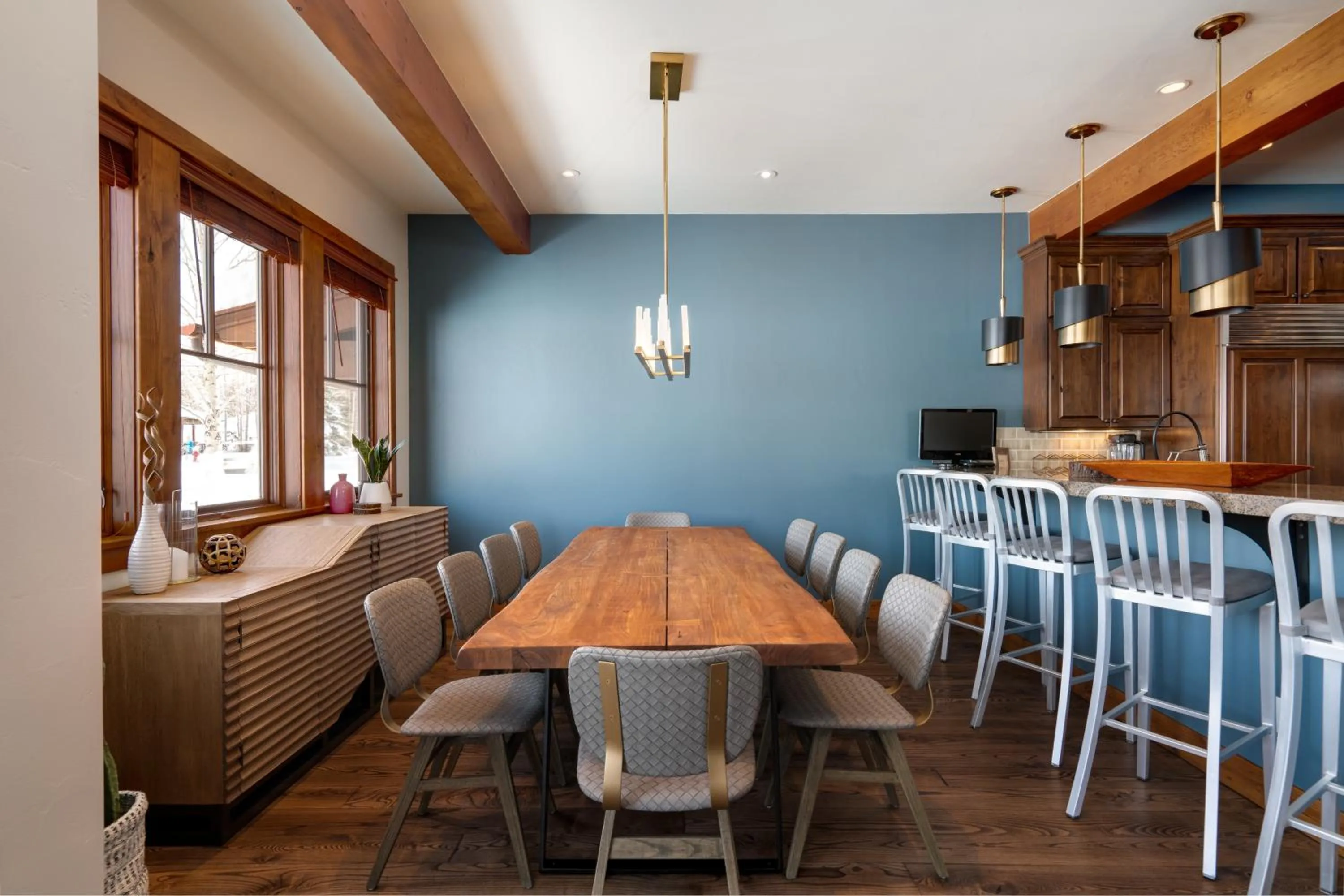 Dining area in The Porches
