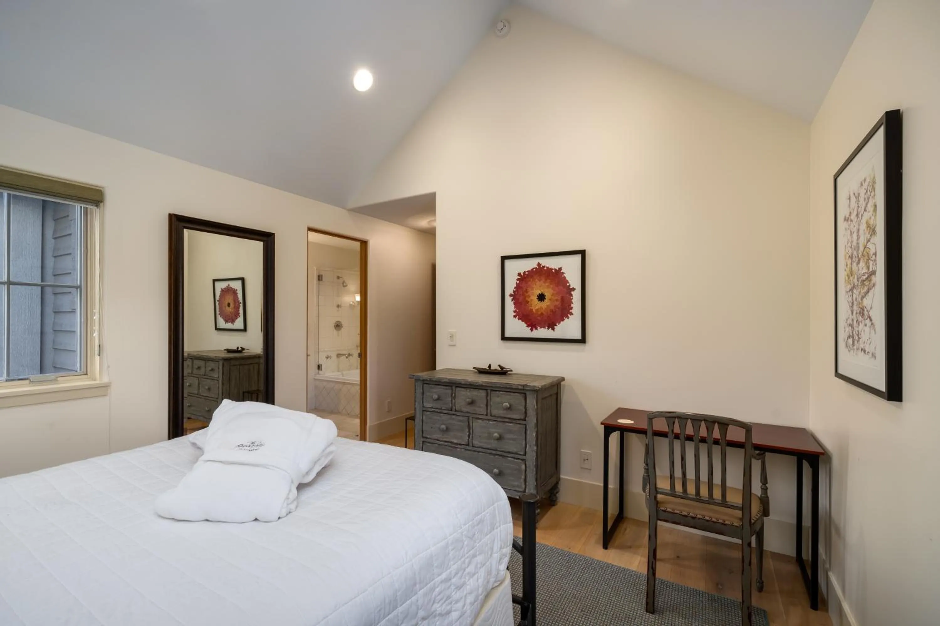 Bedroom, Bed in The Porches