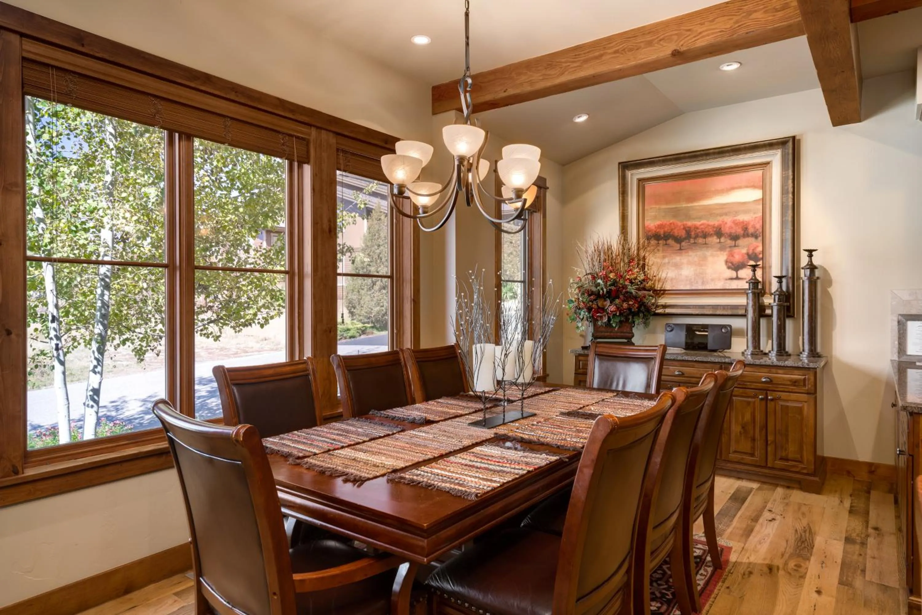 Dining area in The Porches
