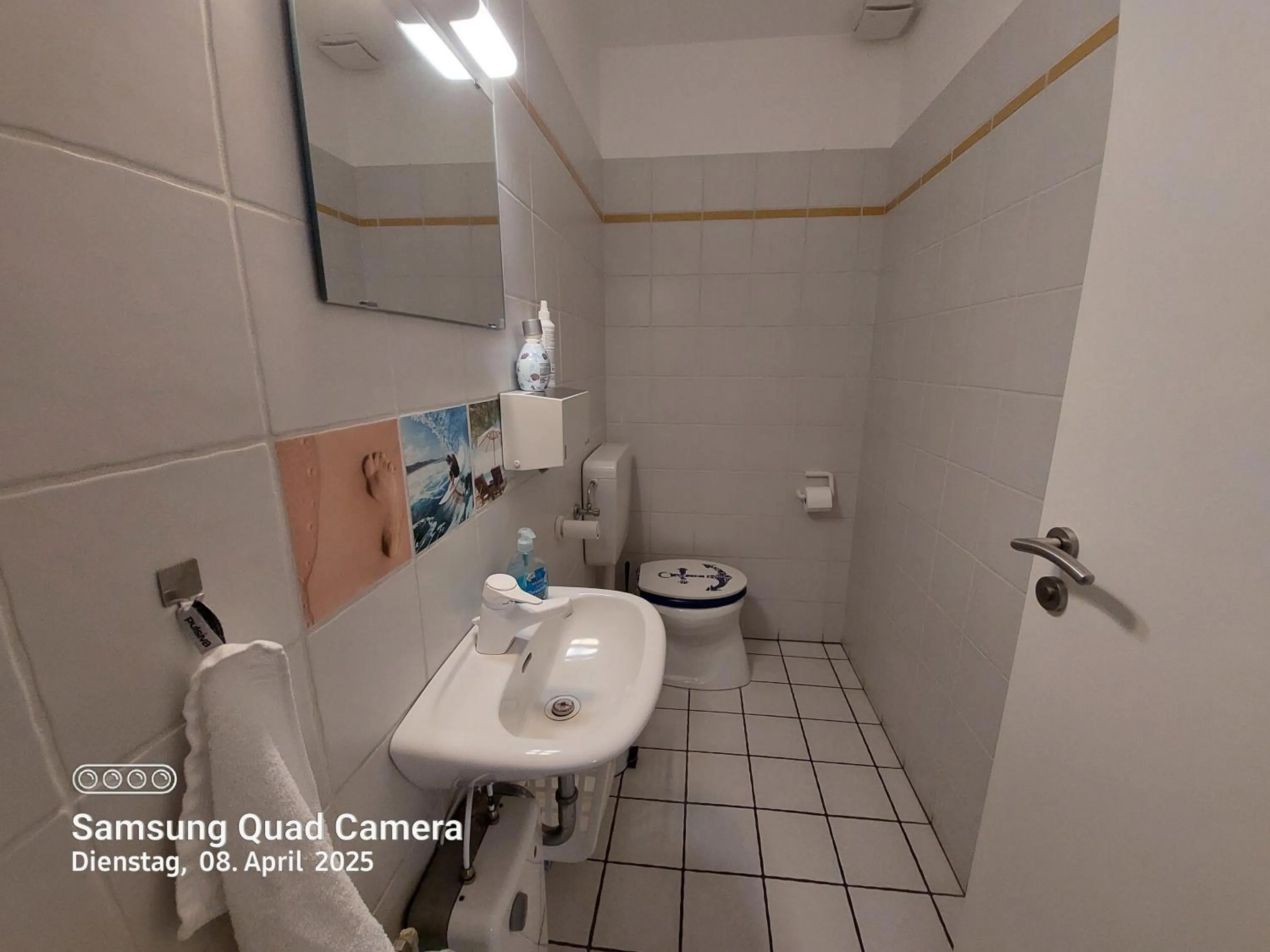 Toilet in Pension Norddeicher Straße