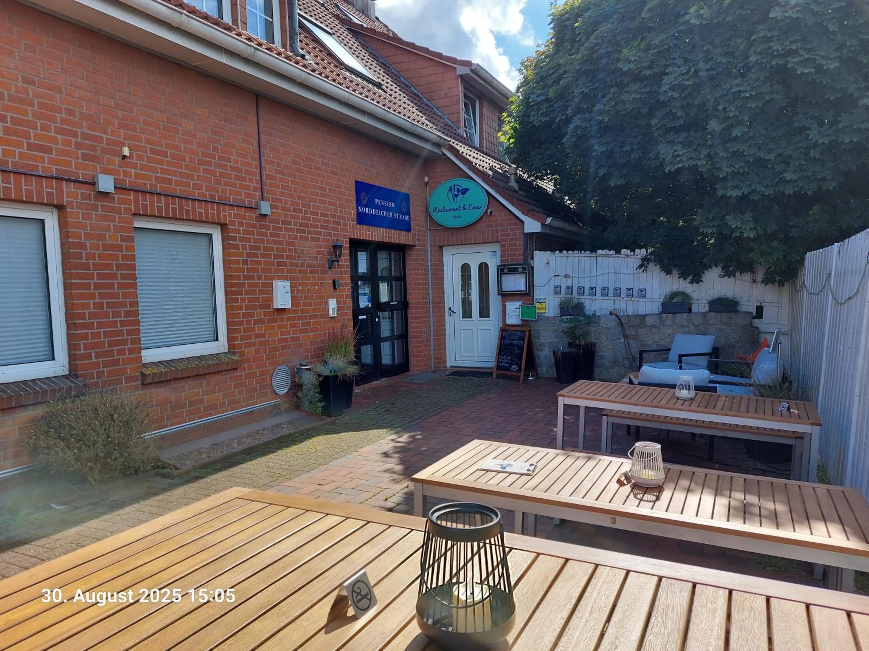 Property building in Pension Norddeicher Straße