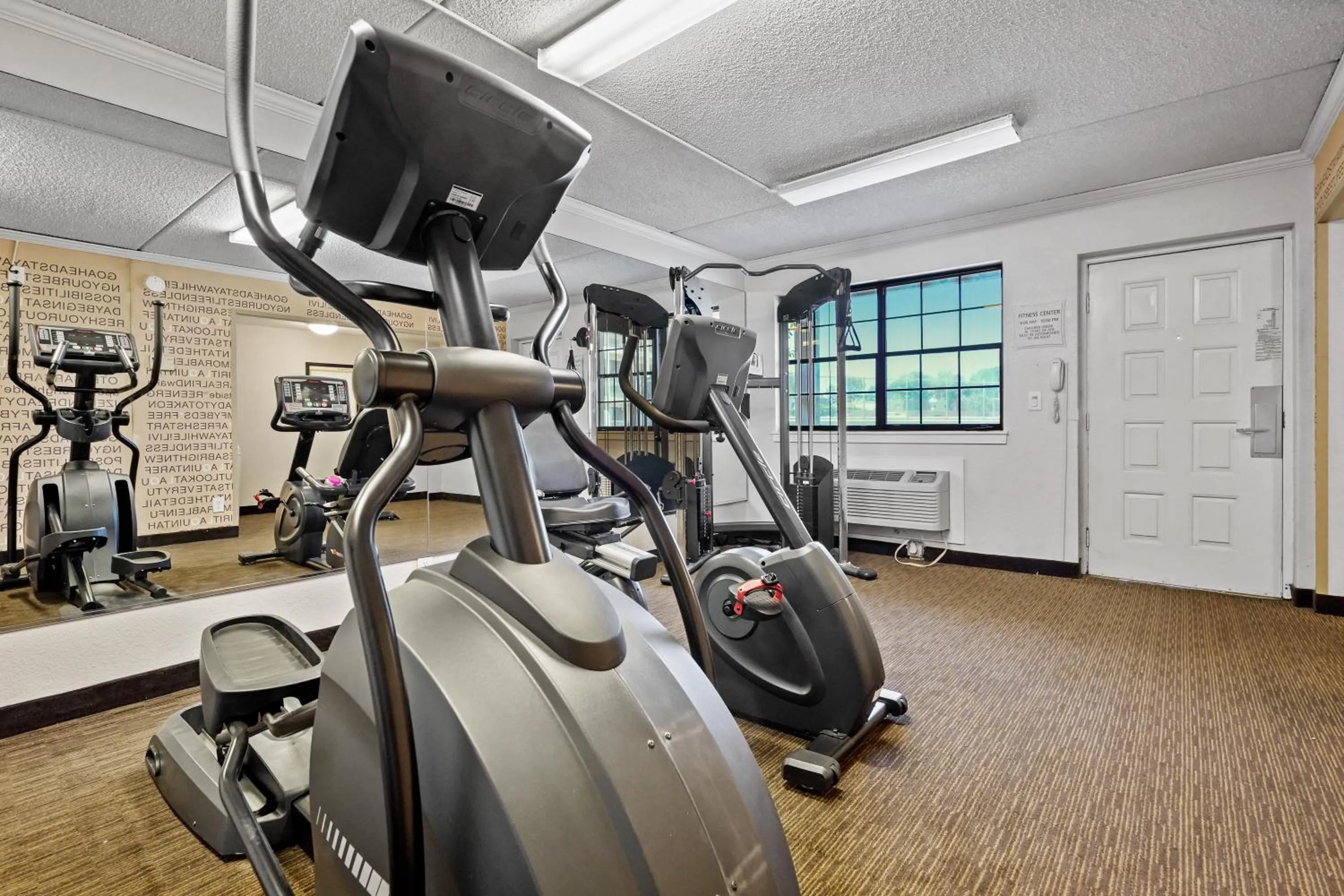 Fitness centre/facilities in La Quinta Inn by Wyndham Costa Mesa Orange County