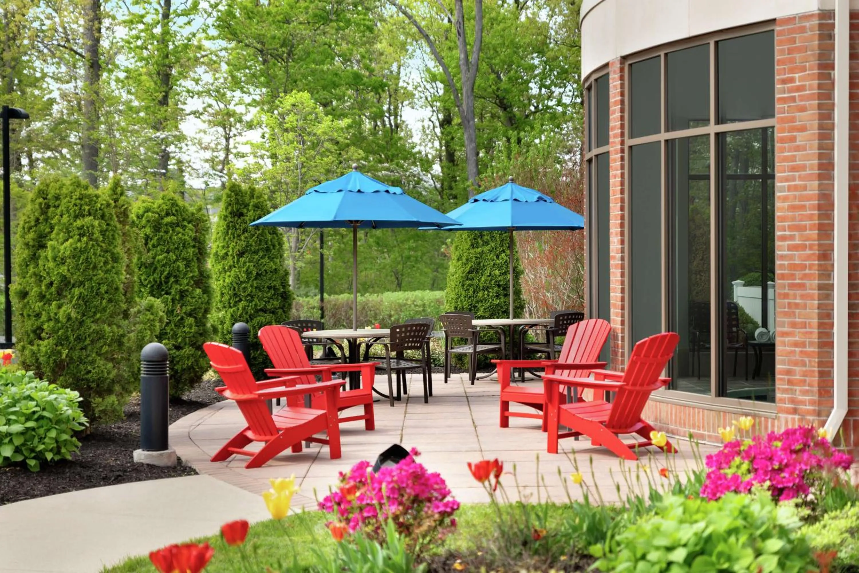 Patio in Hilton Garden Inn Stony Brook