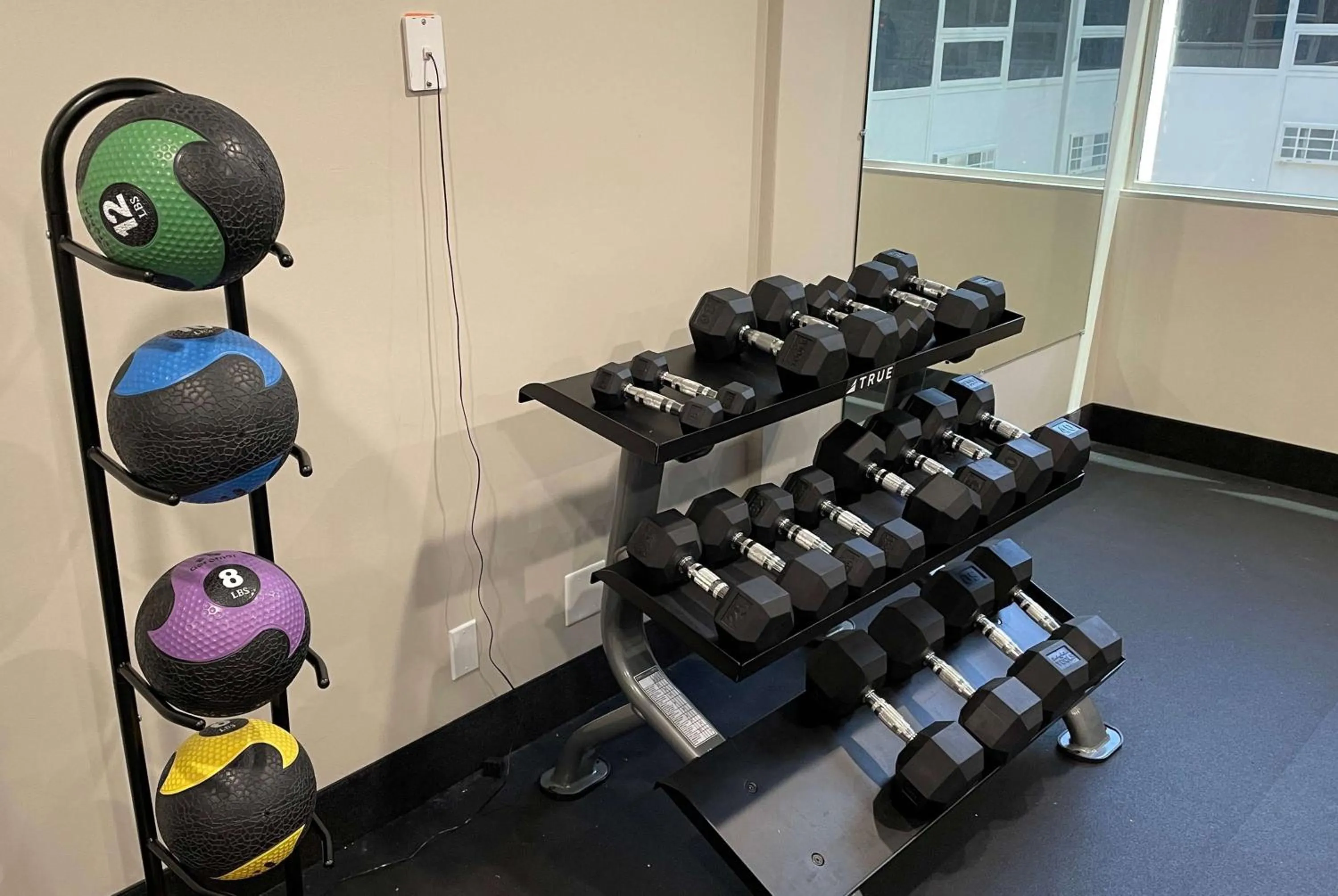 La Quinta Inn & Suites by Wyndham Indianapolis Downtown