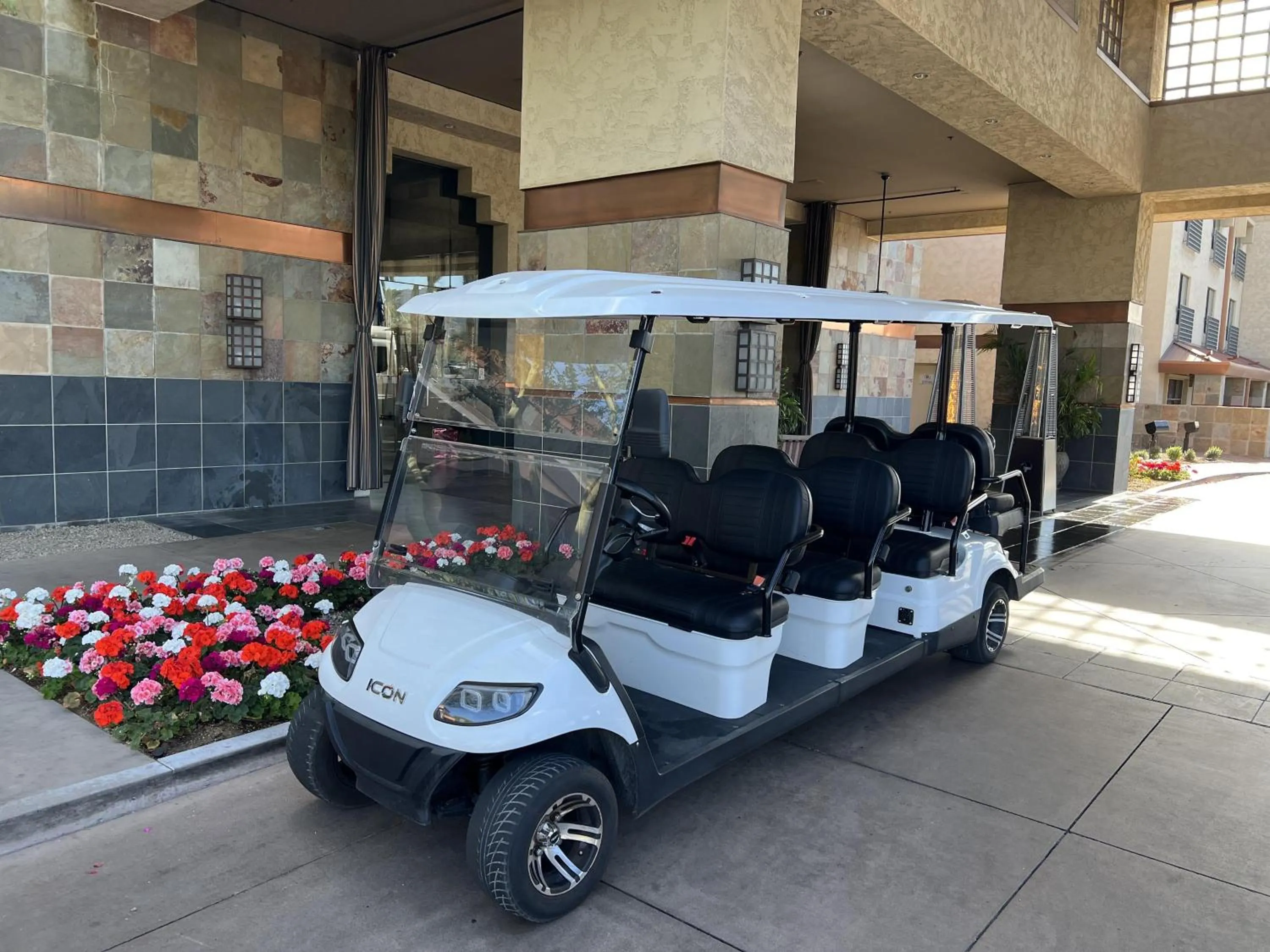 Property building in Hilton Scottsdale Resort & Villas