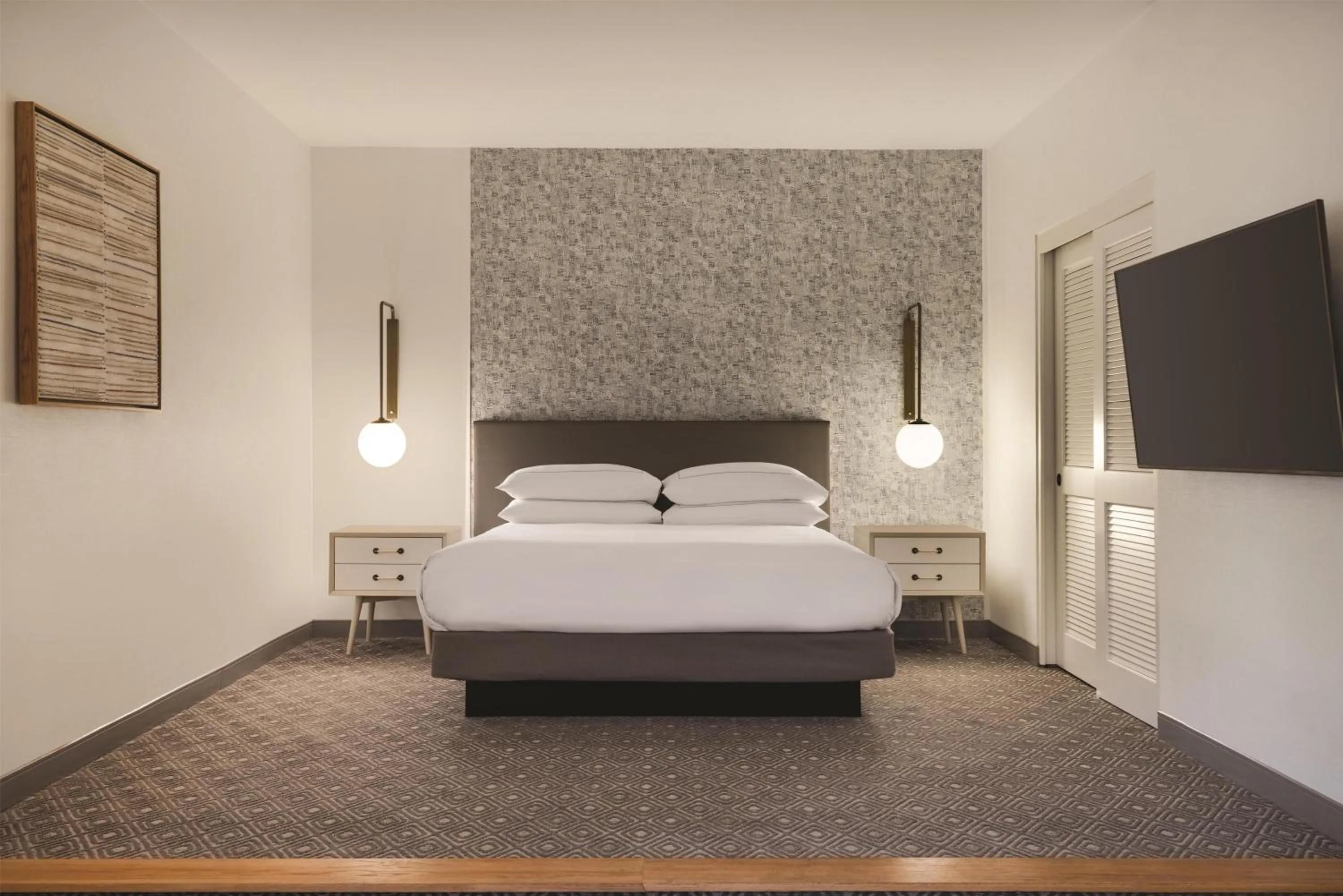 Photo of the whole room, Bed in Hilton Scottsdale Resort & Villas