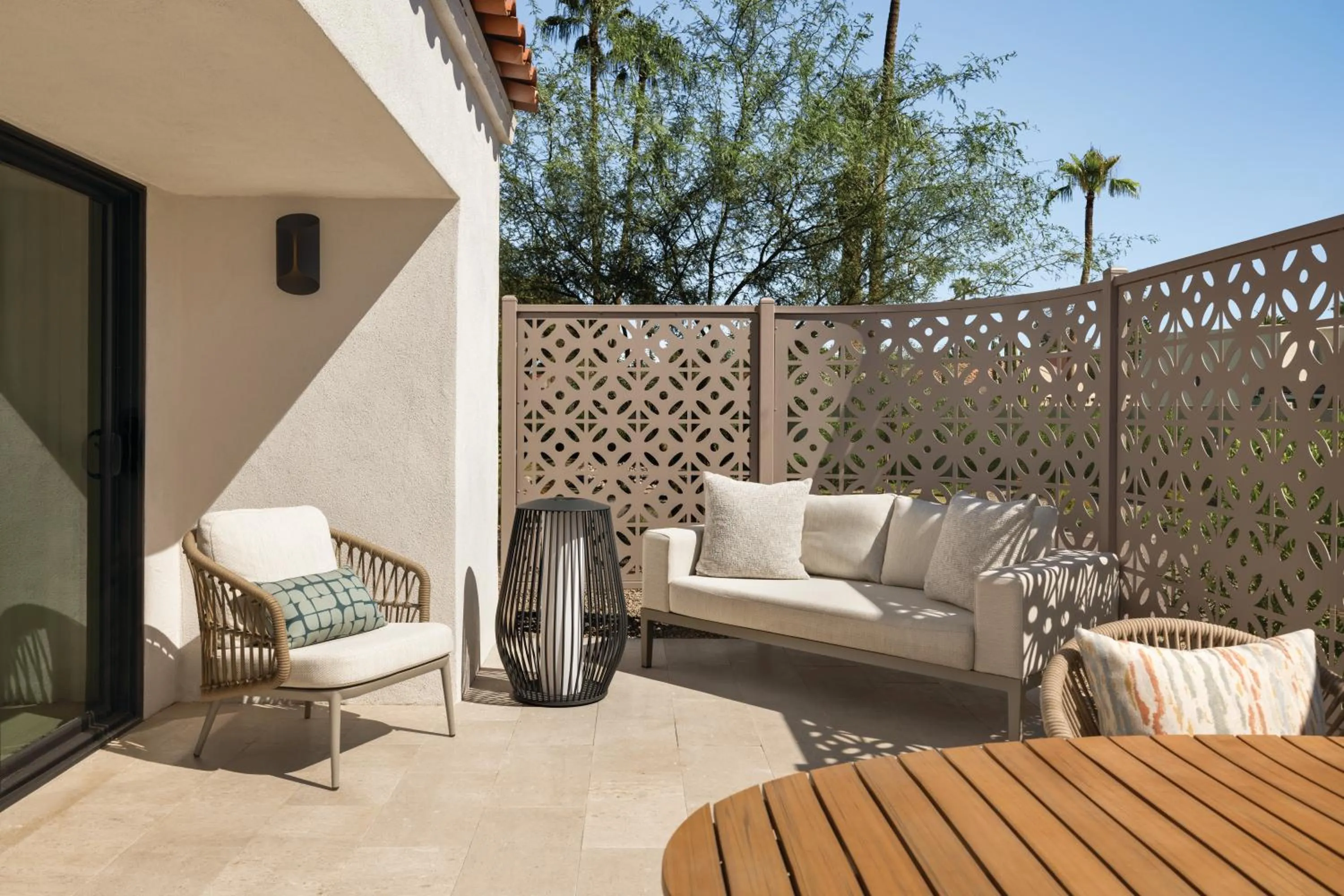 Patio in Hilton Scottsdale Resort & Villas